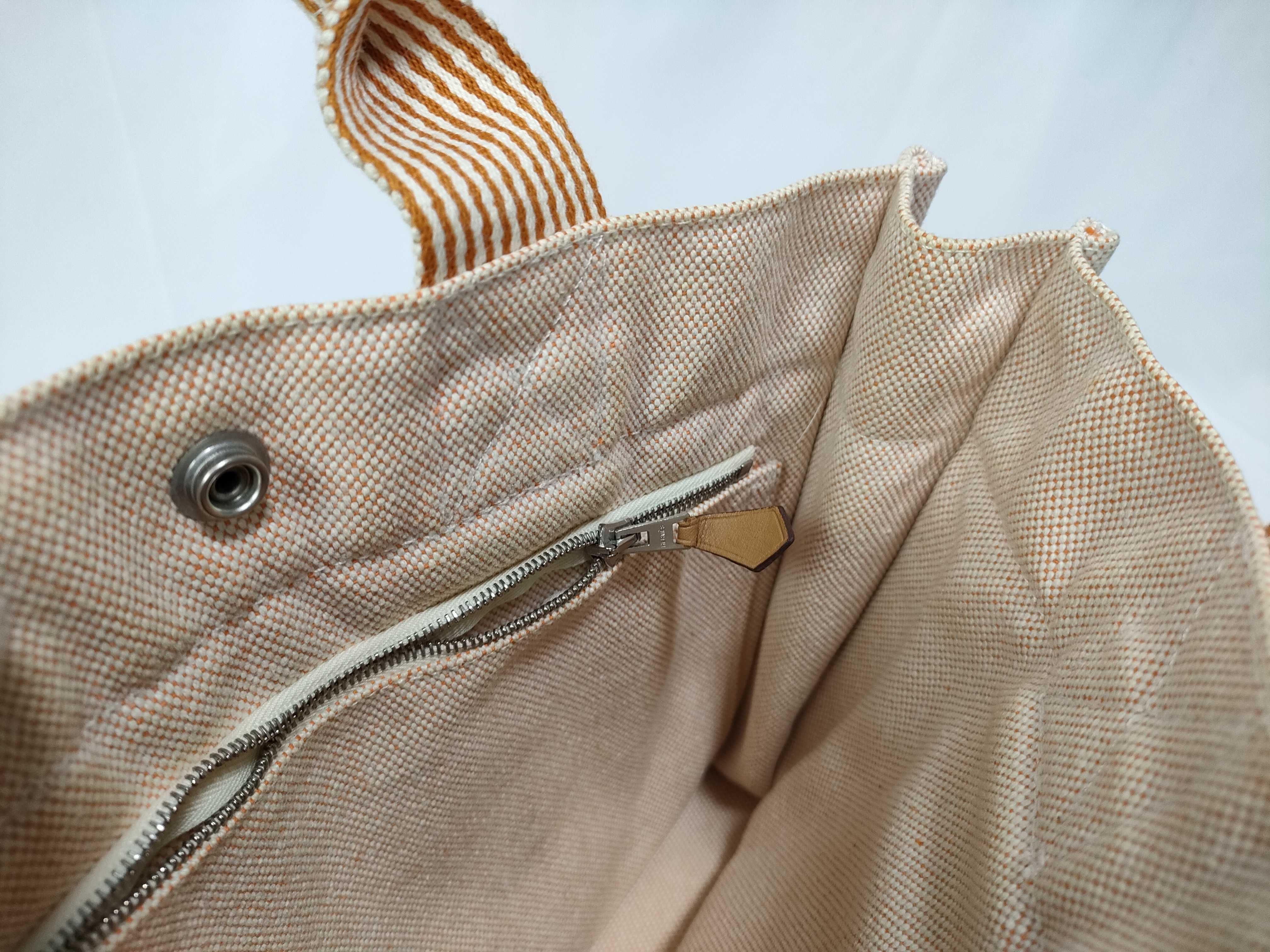 Canvas Handbag New Fourre-Tout PM Tote Bag — view 12