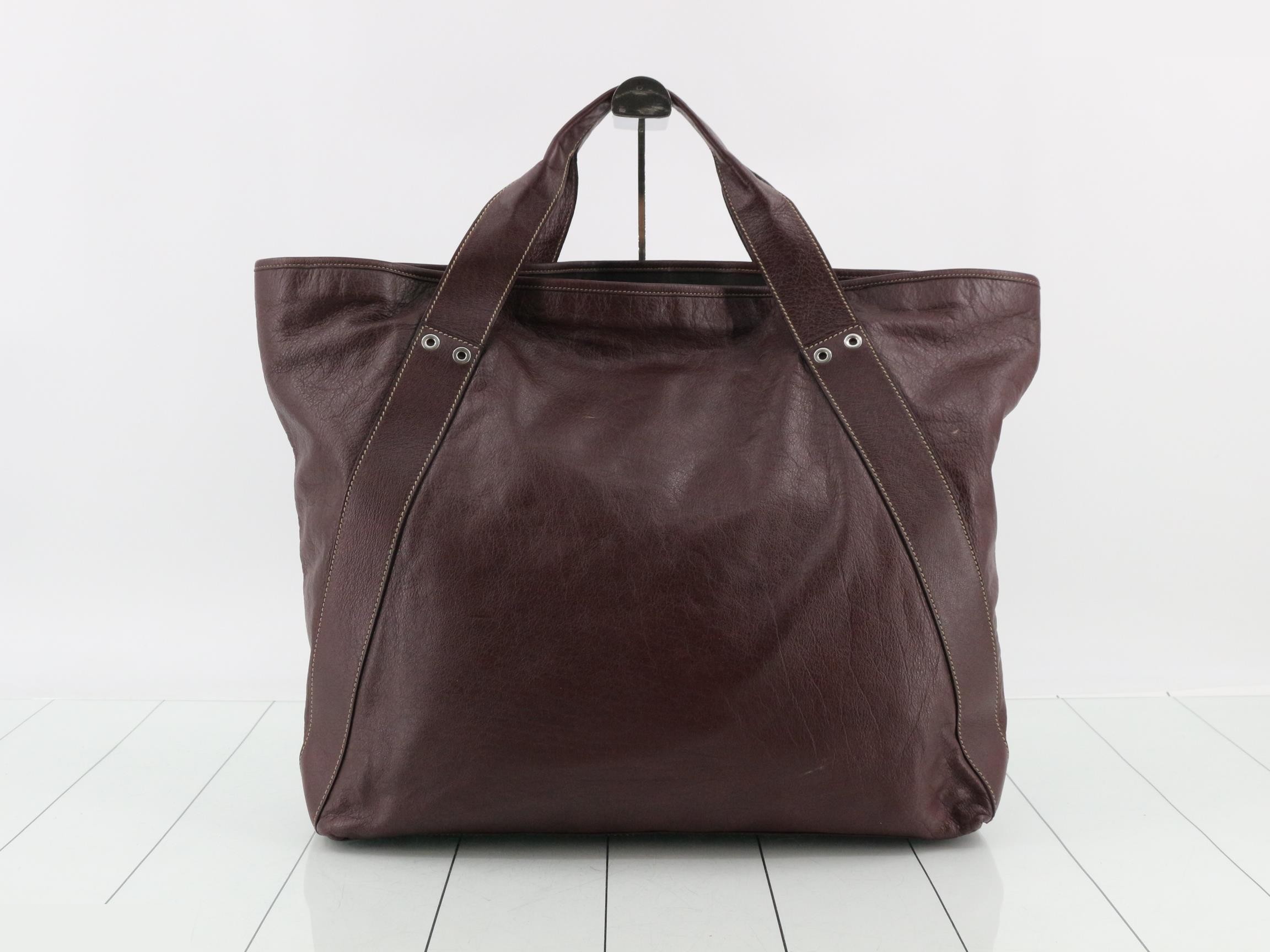 Leather bag — view 2