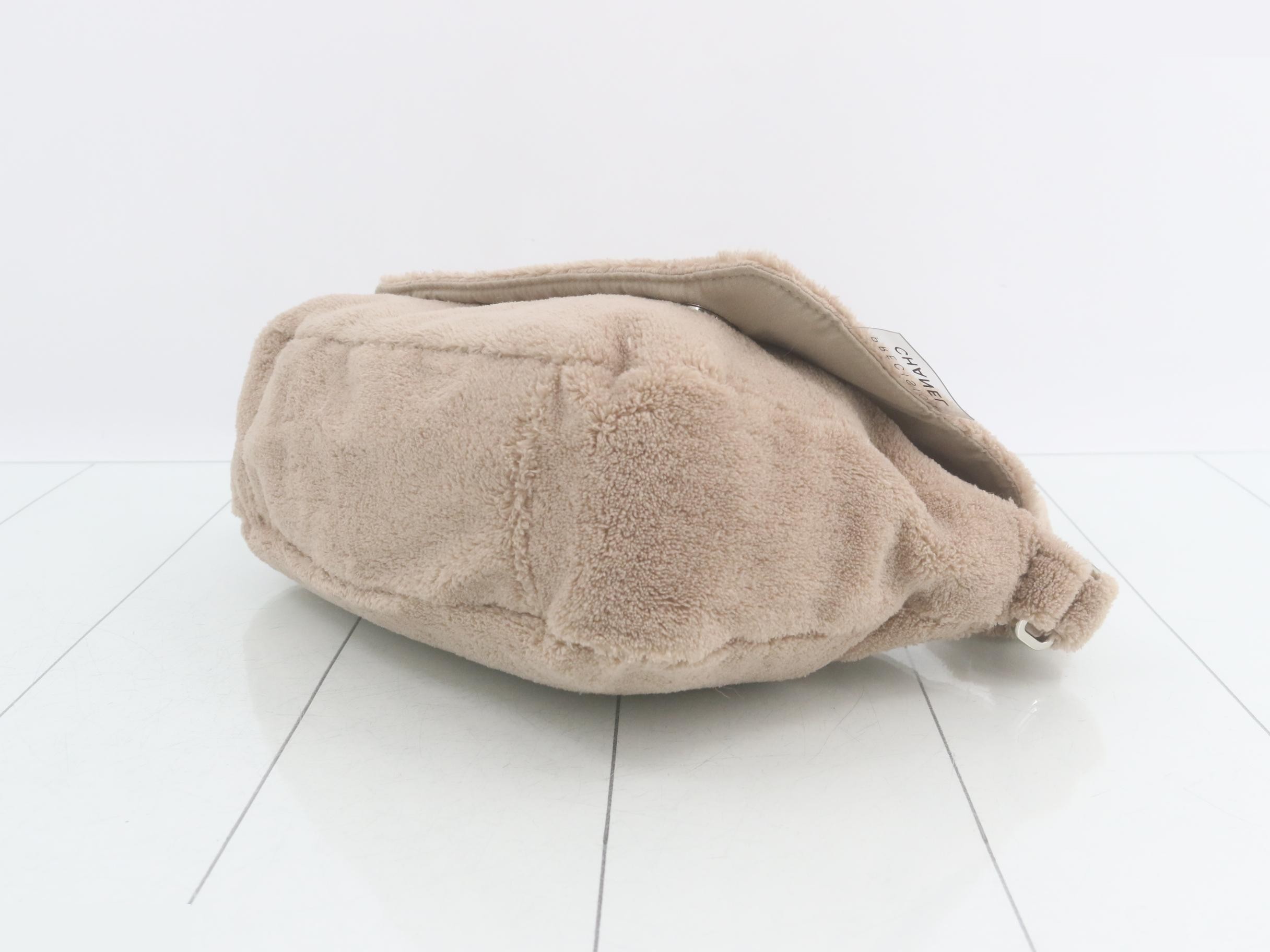 Pile Coco Mark Novelty Shoulder Bag — view 6
