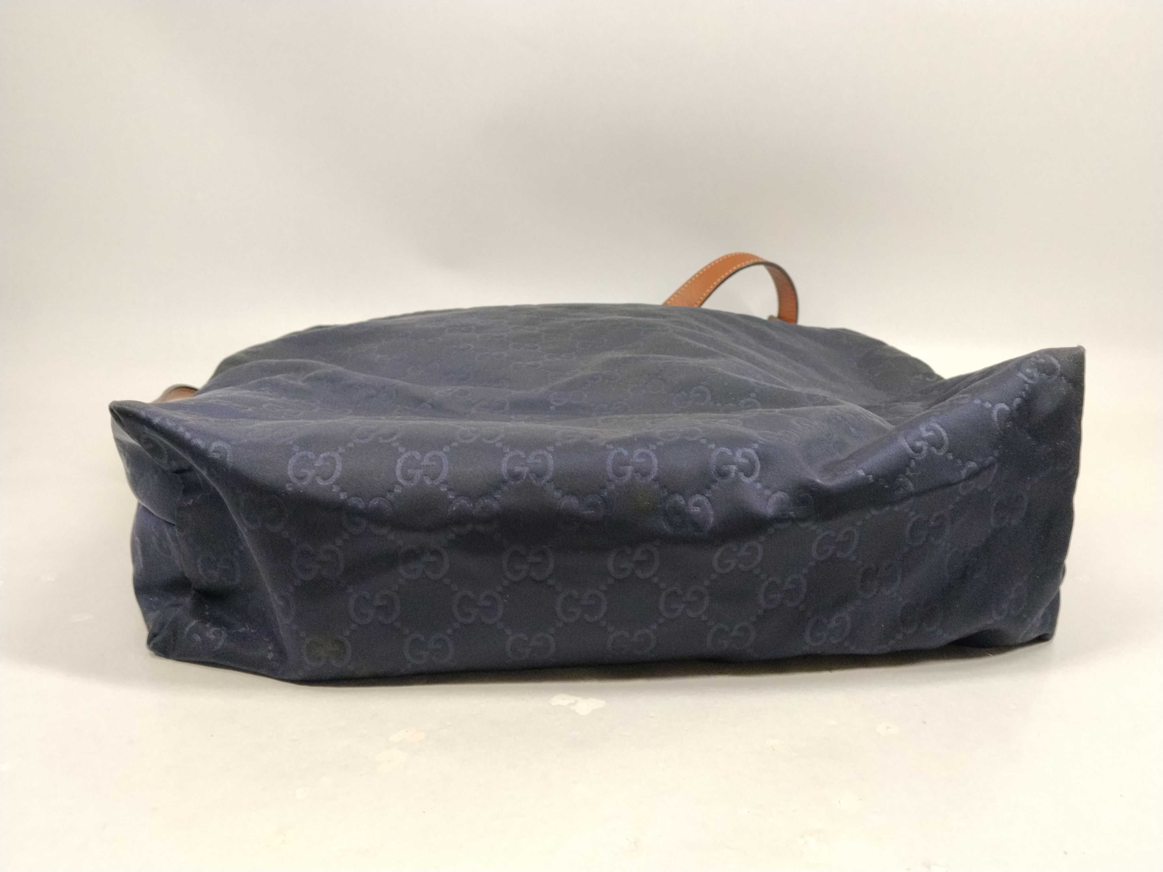 GG Nylon x Leather Shoulder Bag 308840 — view 3