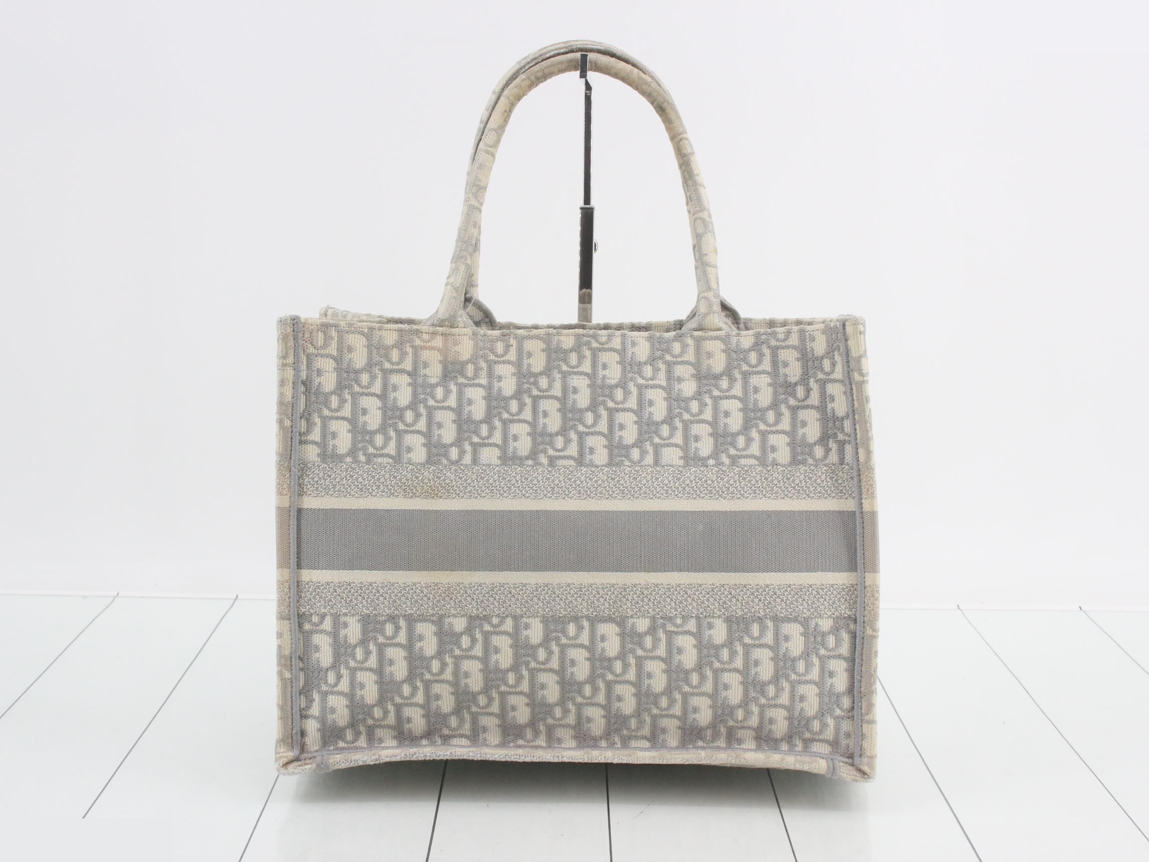 Book Tote, Medium, Oblique — view 2