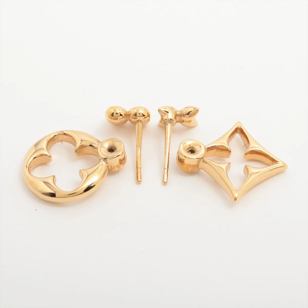 M00770 LV Flower Gram Earrings LE0226 (Pair) GP Gold. Shows signs of wear including — view 4