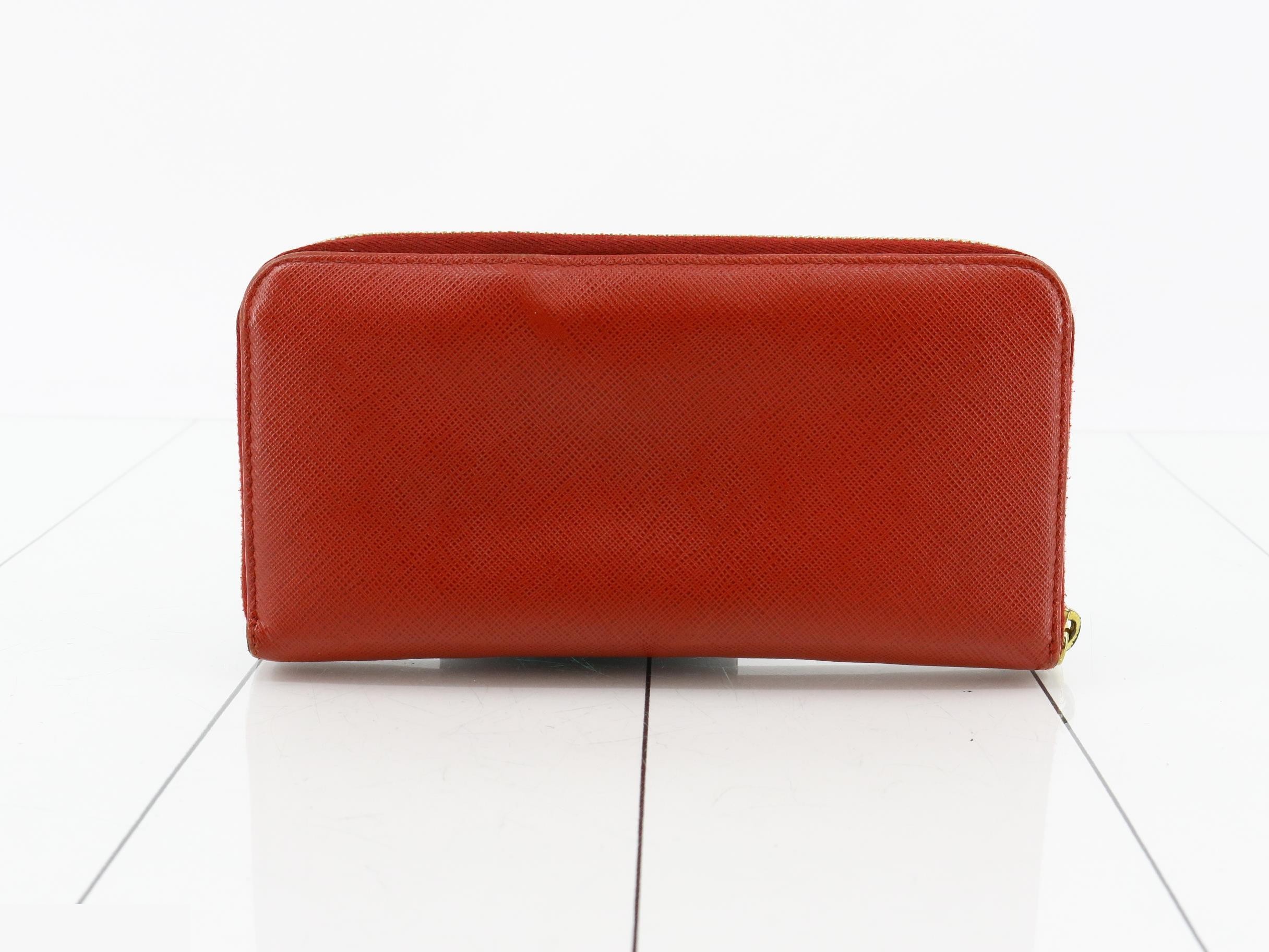 long wallet — view 2