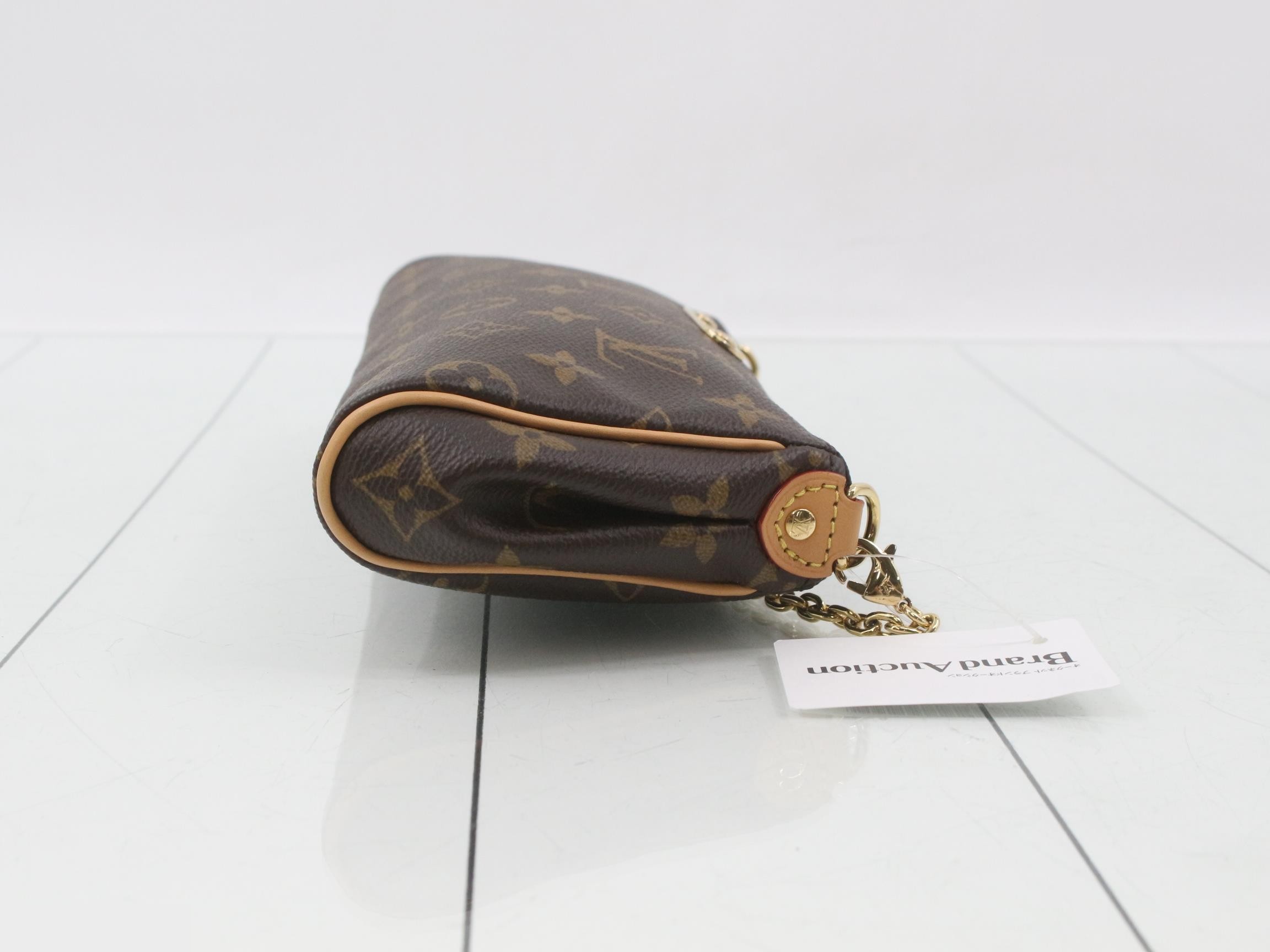 Pochette Eva — view 3