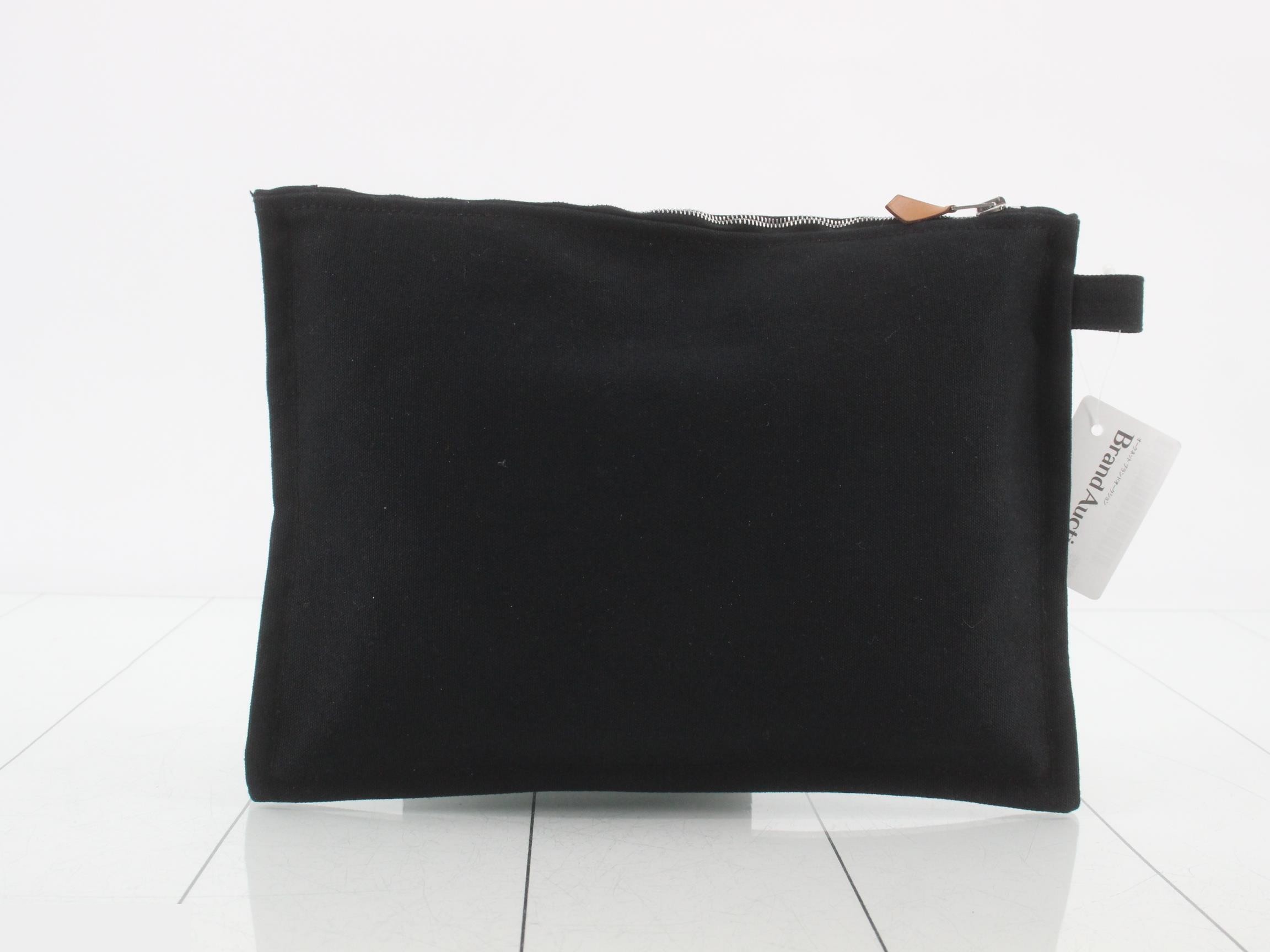 Bora Pouch — view 2