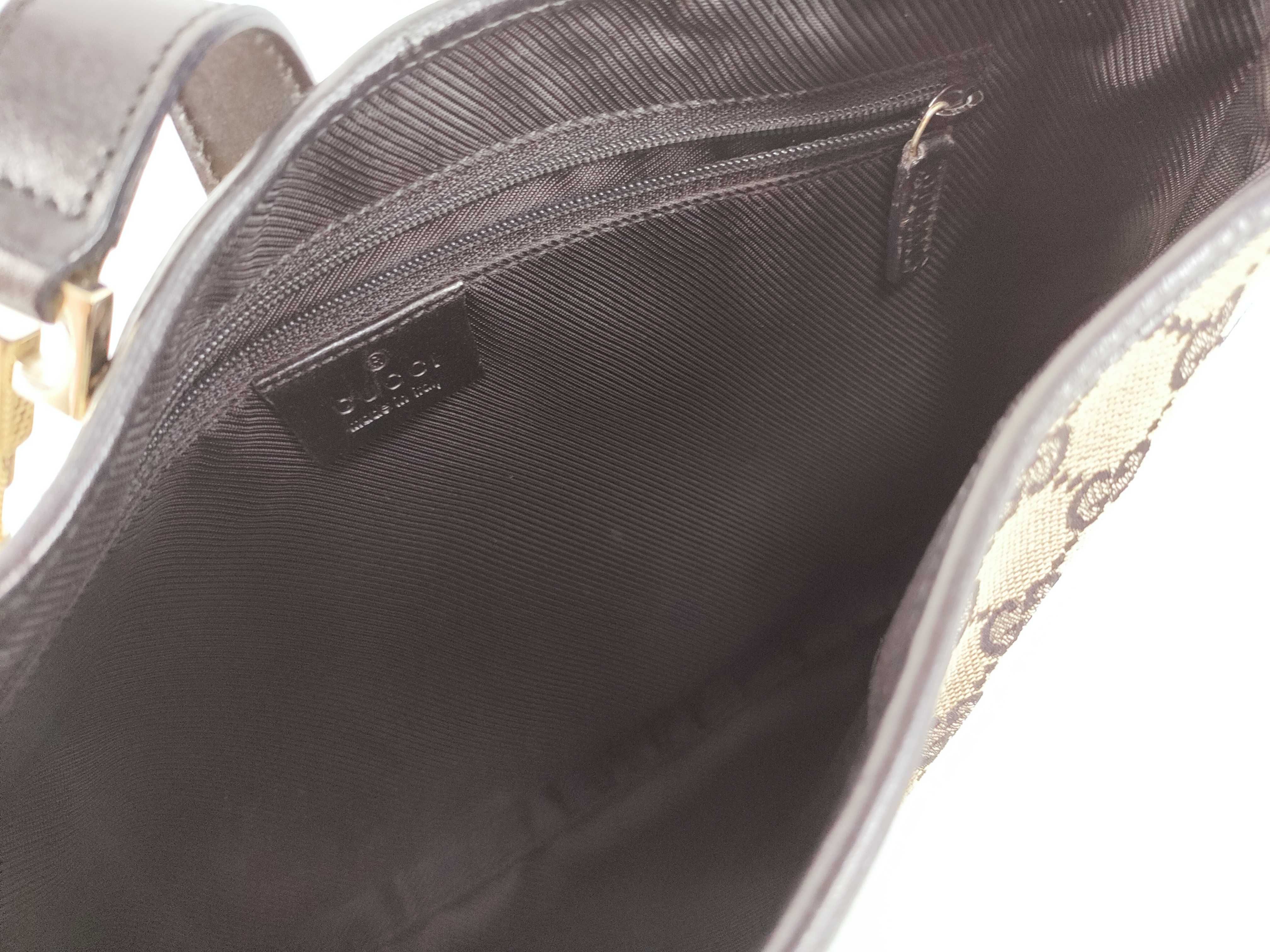 GG Canvas Jackie Shoulder Bag — view 10