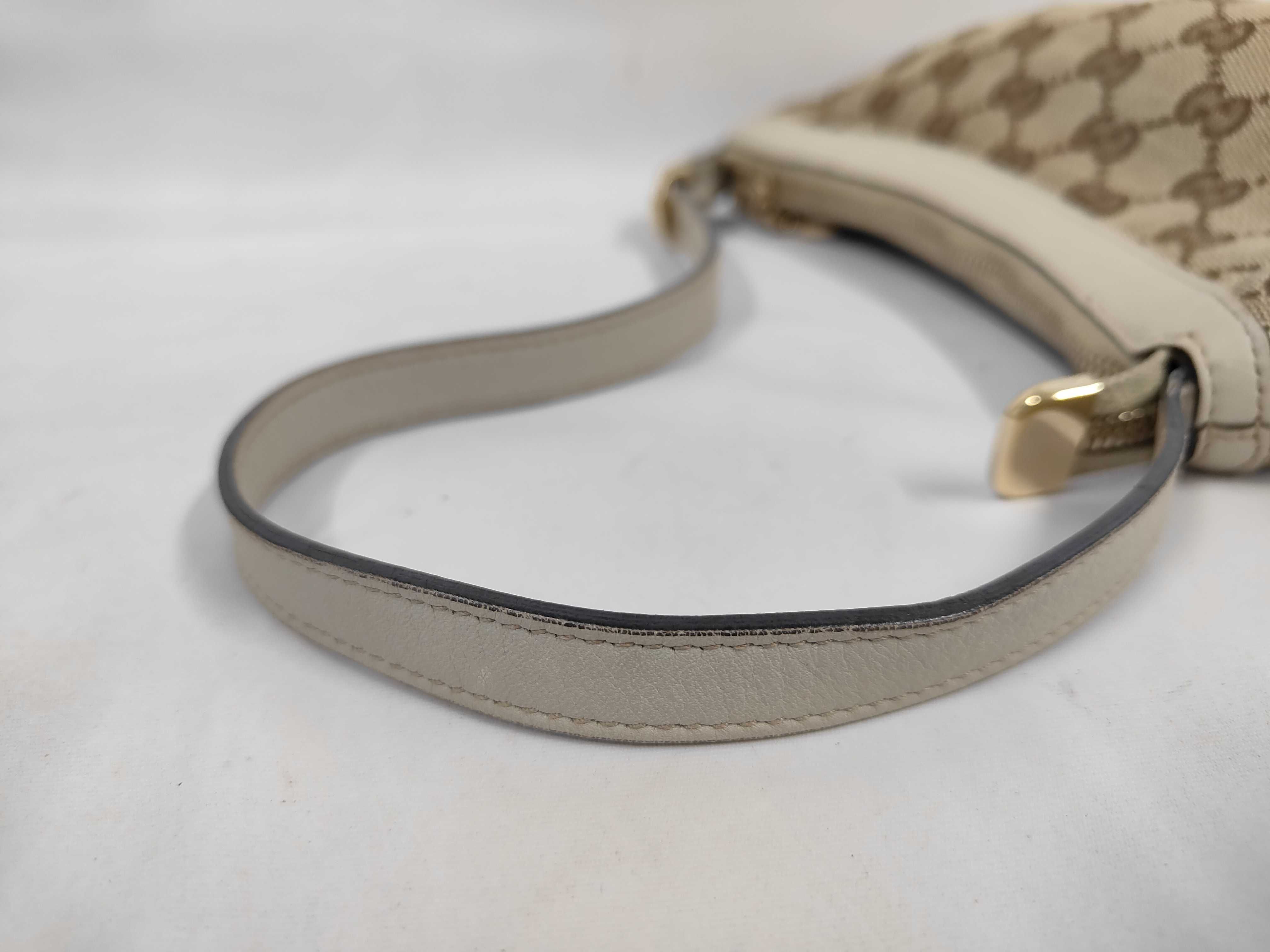 White Canvas GG Monogram Heart Zipper Shoulder Bag — view 5