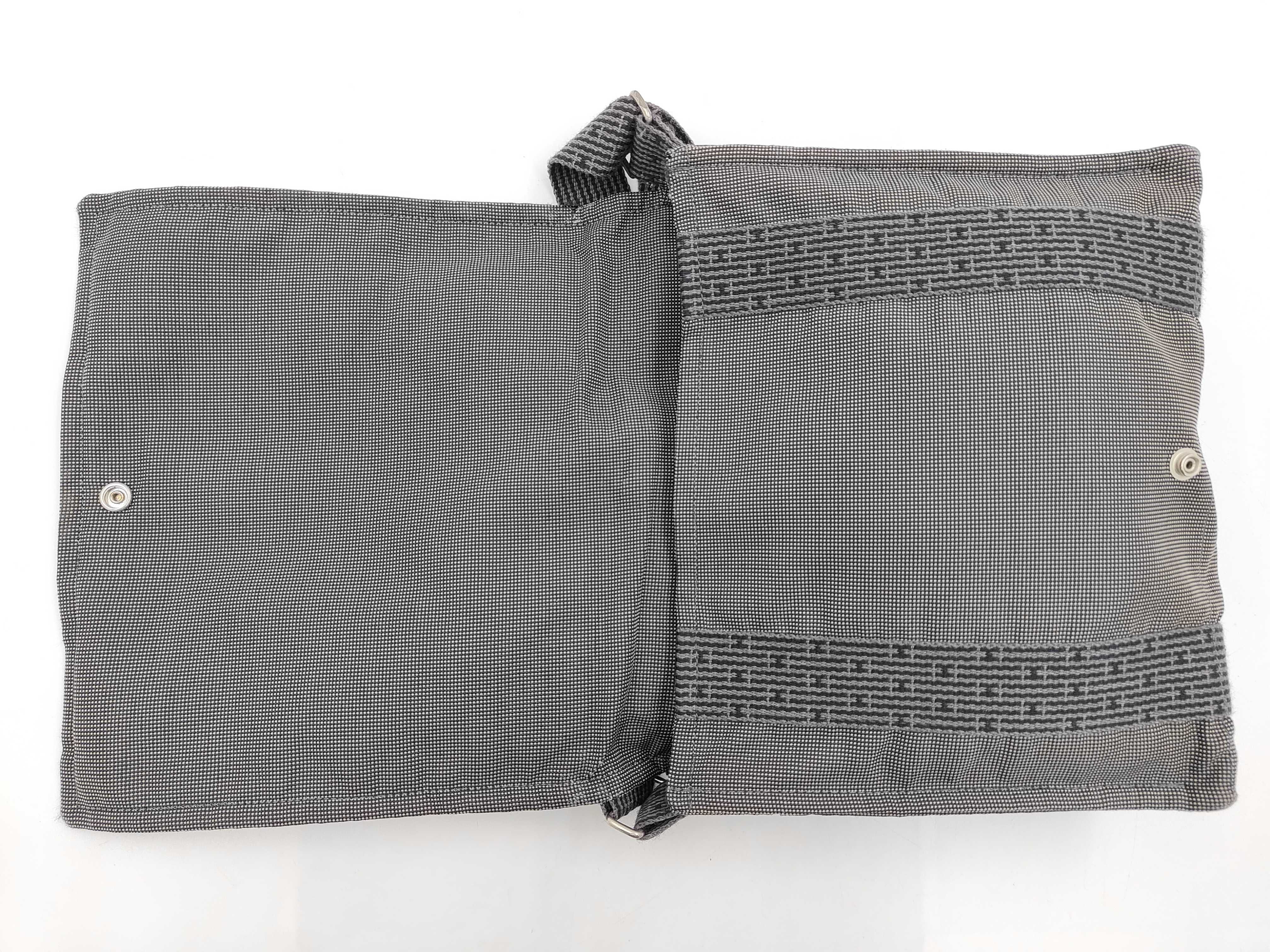 tote bag — view 8