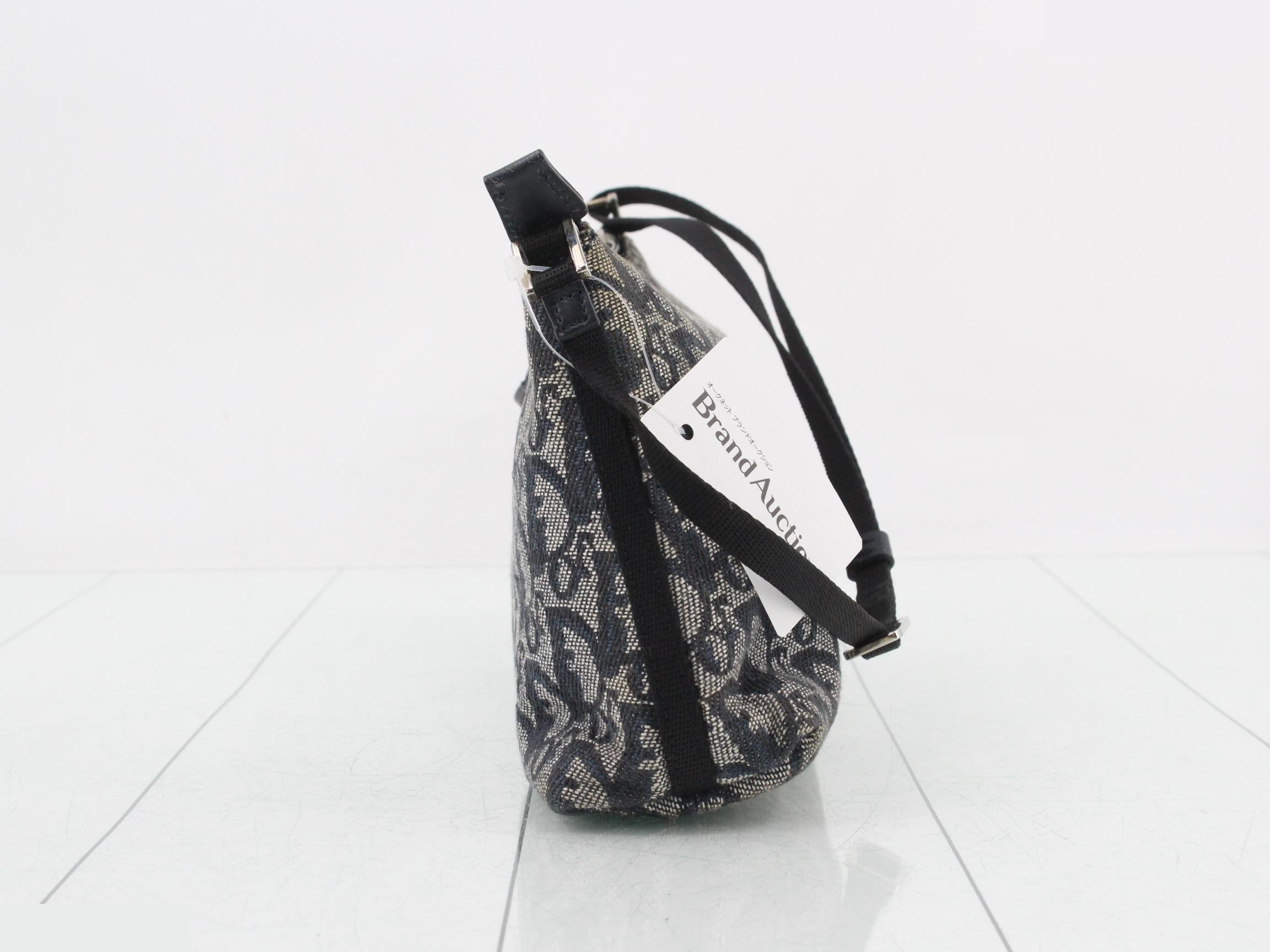Trotter (bag) - Shoulder bag — view 3