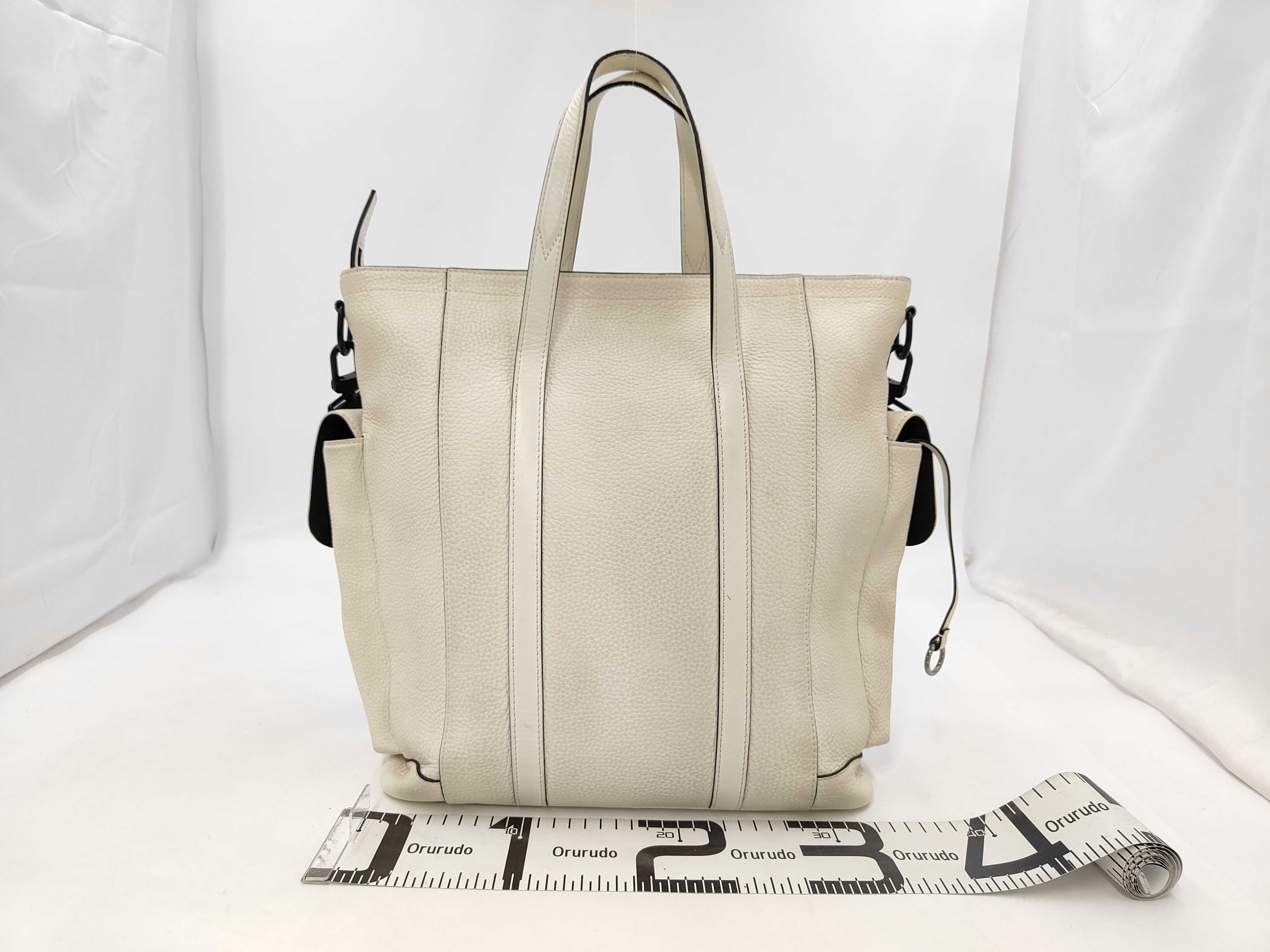 Taurillon Christopher Tote Bag M58477 Tote Bag — view 2