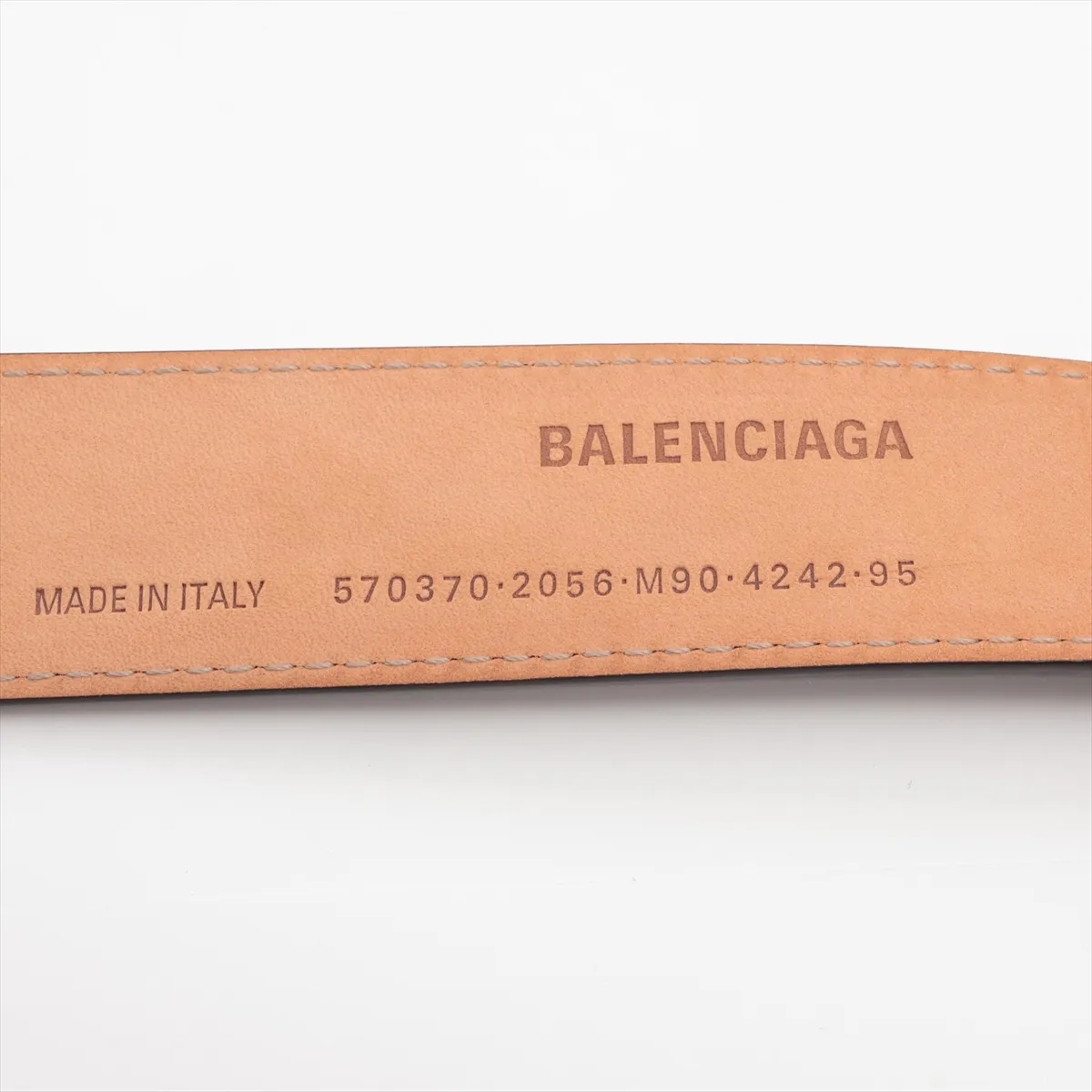 570370 Belt, size 95, Leather, Black. Shows signs of wear: — view 5