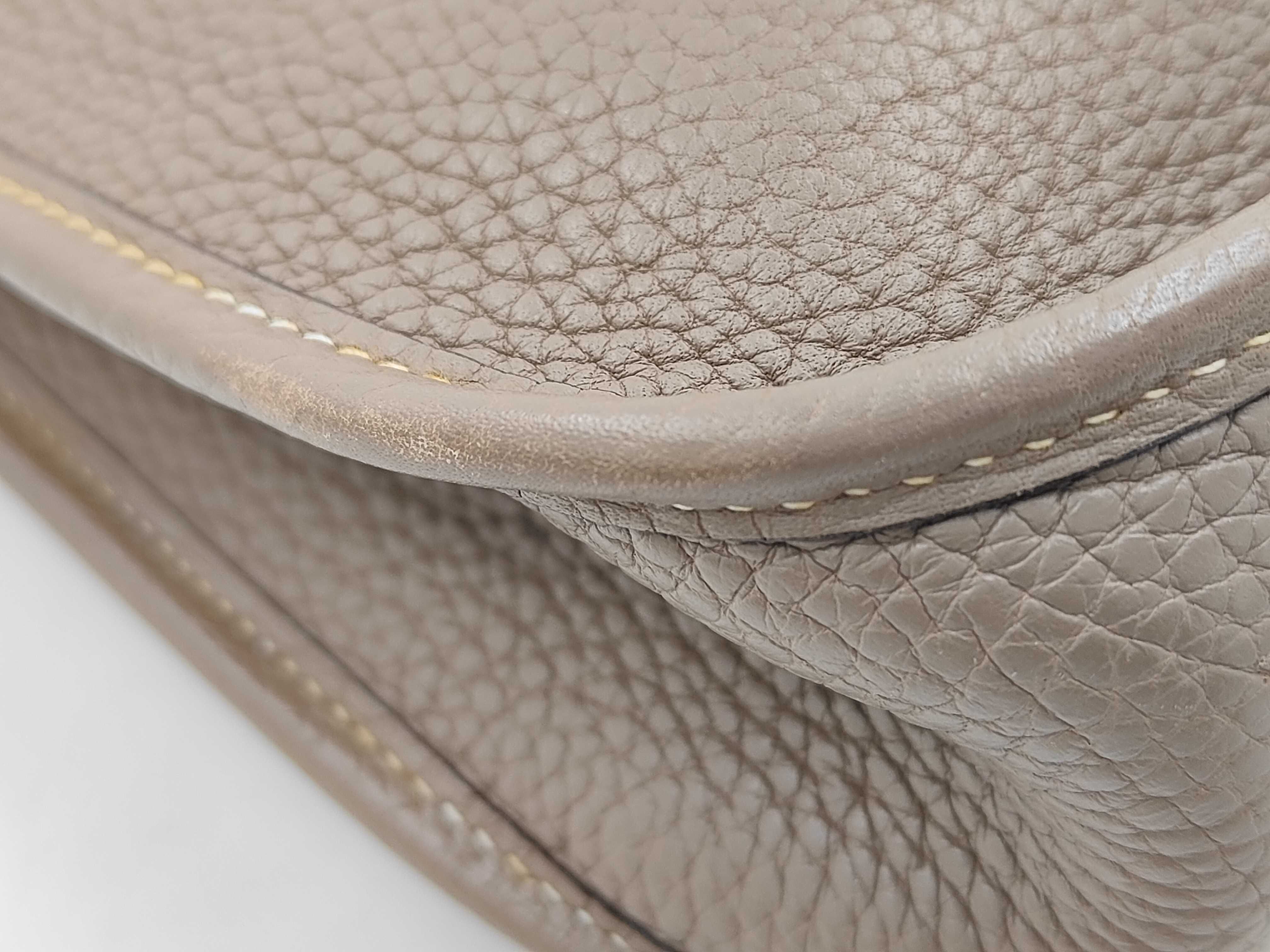Evelyne 1PM Shoulder Bag in Etoupe I — view 6
