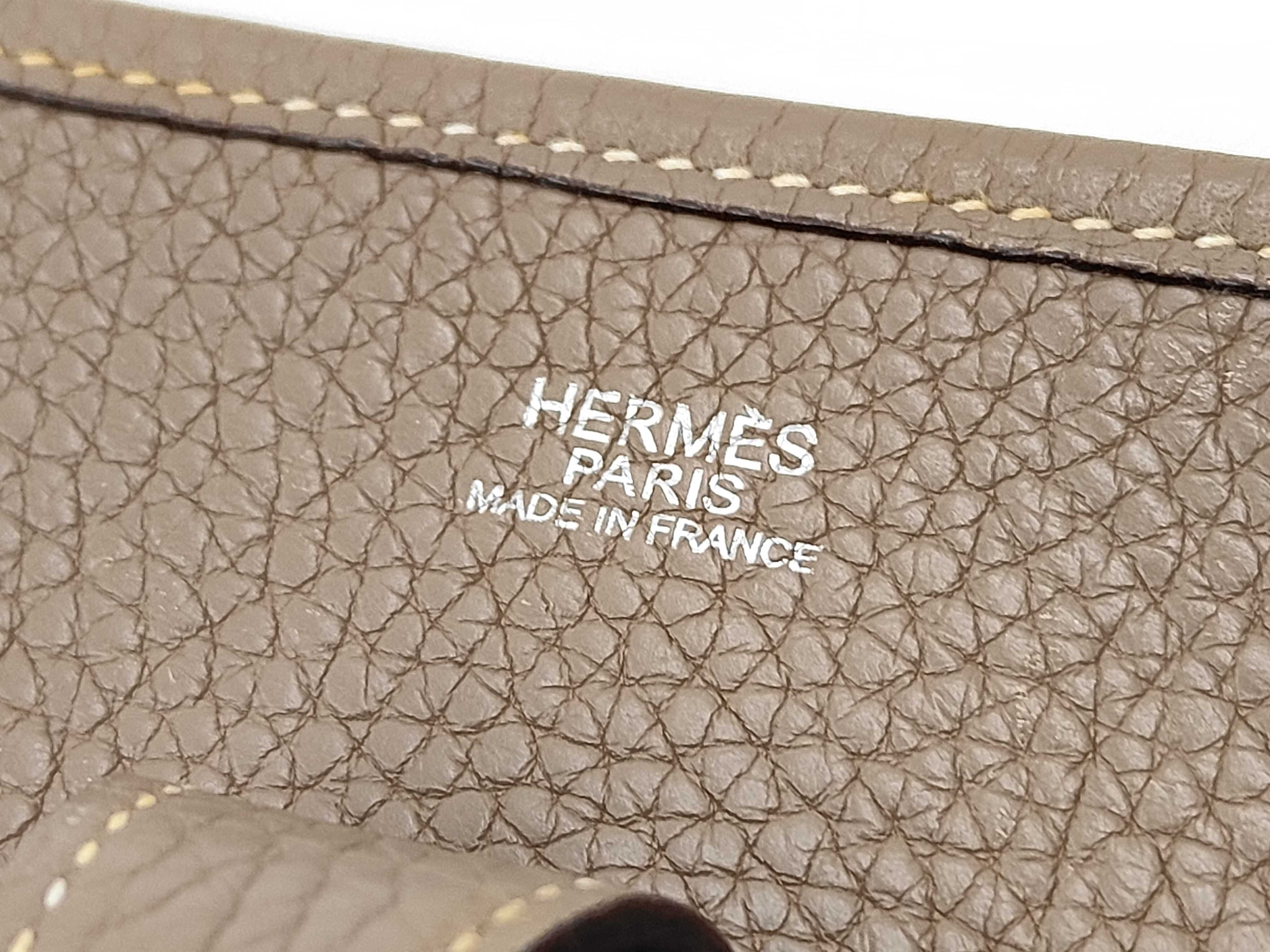Evelyne 1PM Shoulder Bag in Etoupe I — view 8