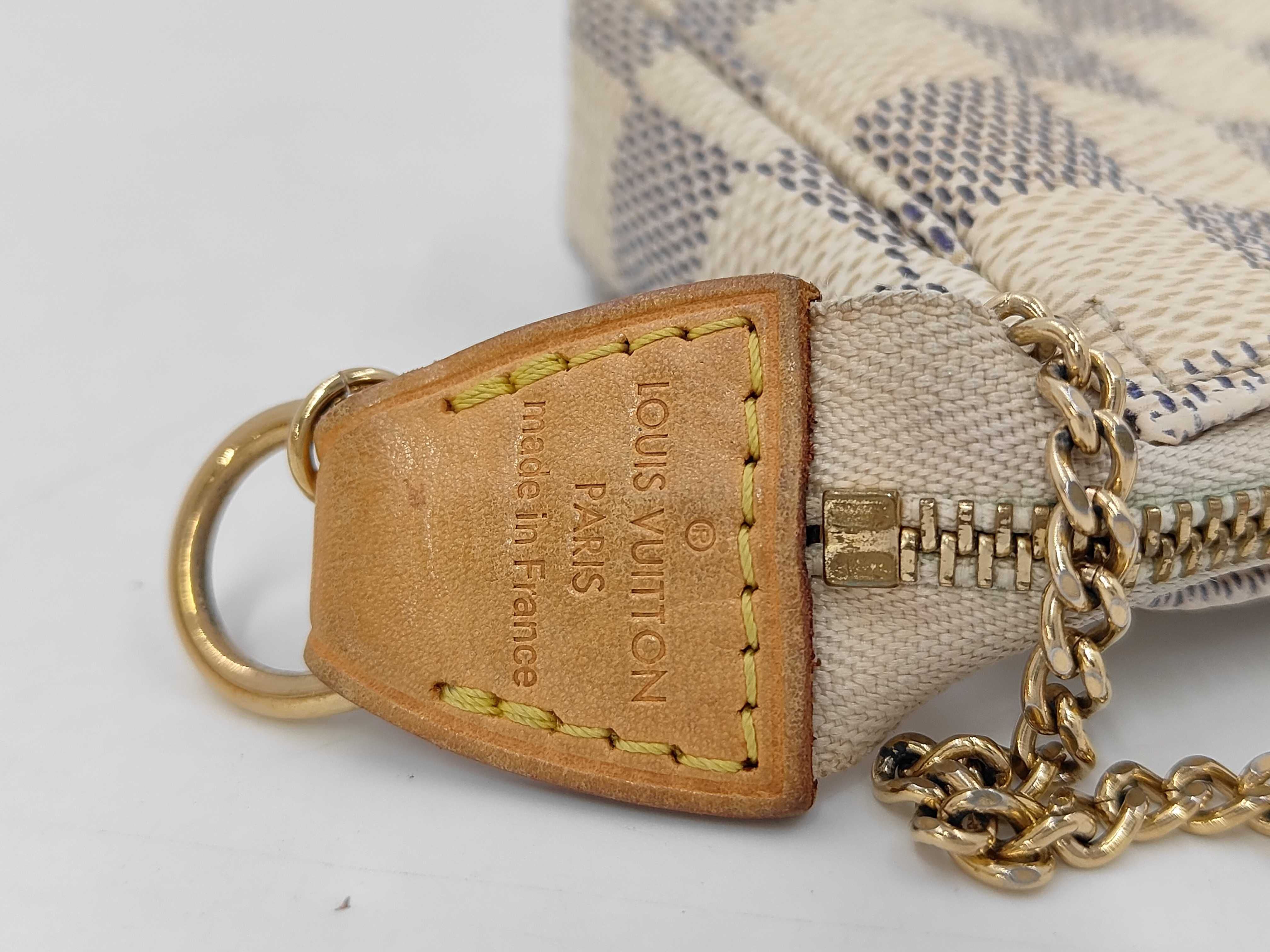Damier Azur Louis Vuitton N58010 Mini Pochette Accessoires Damier Azur Pouch Handbag Pouch — view 3