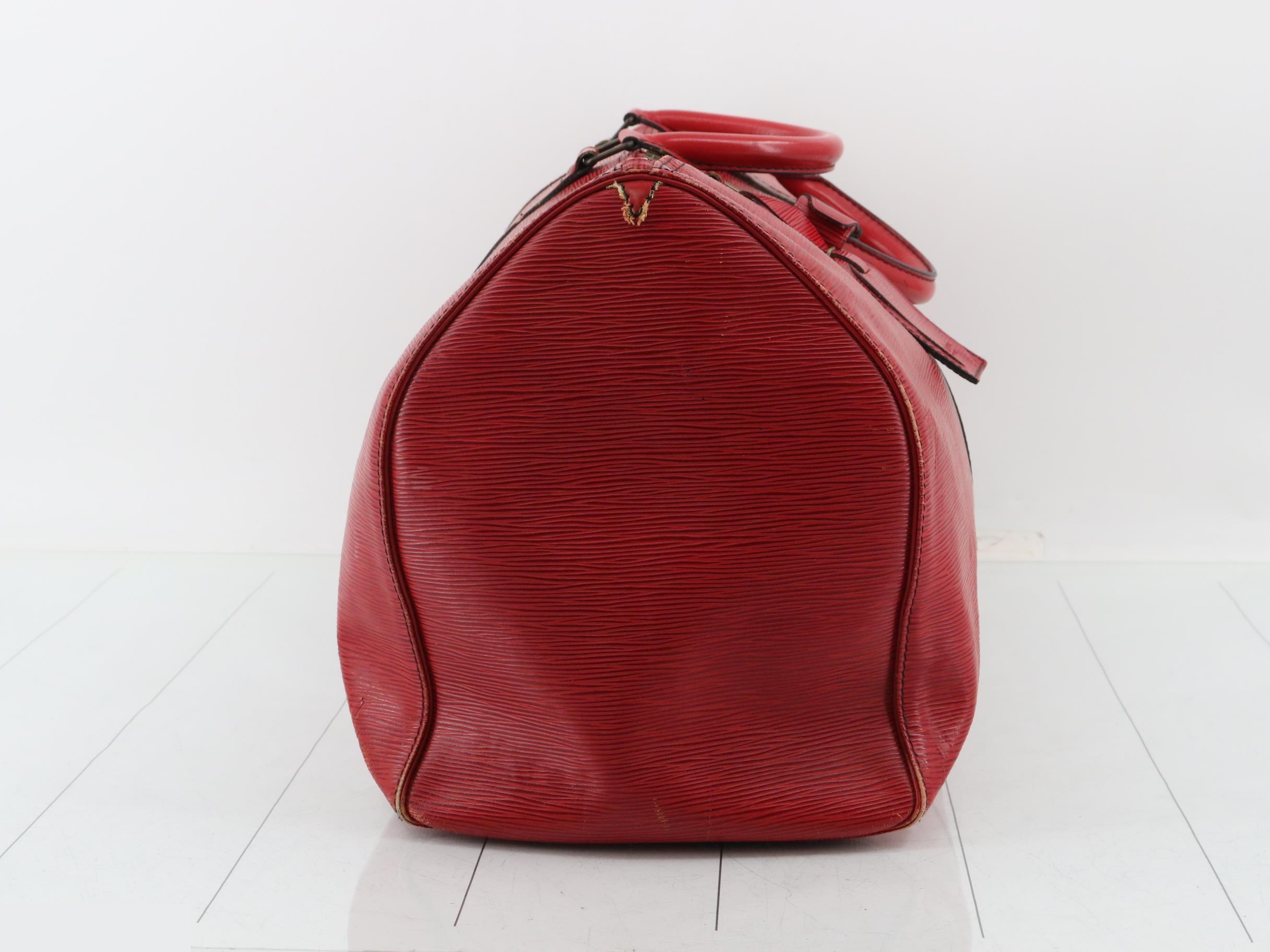 Epi Keepall 50 Boston Bag, Castilian Red — view 4