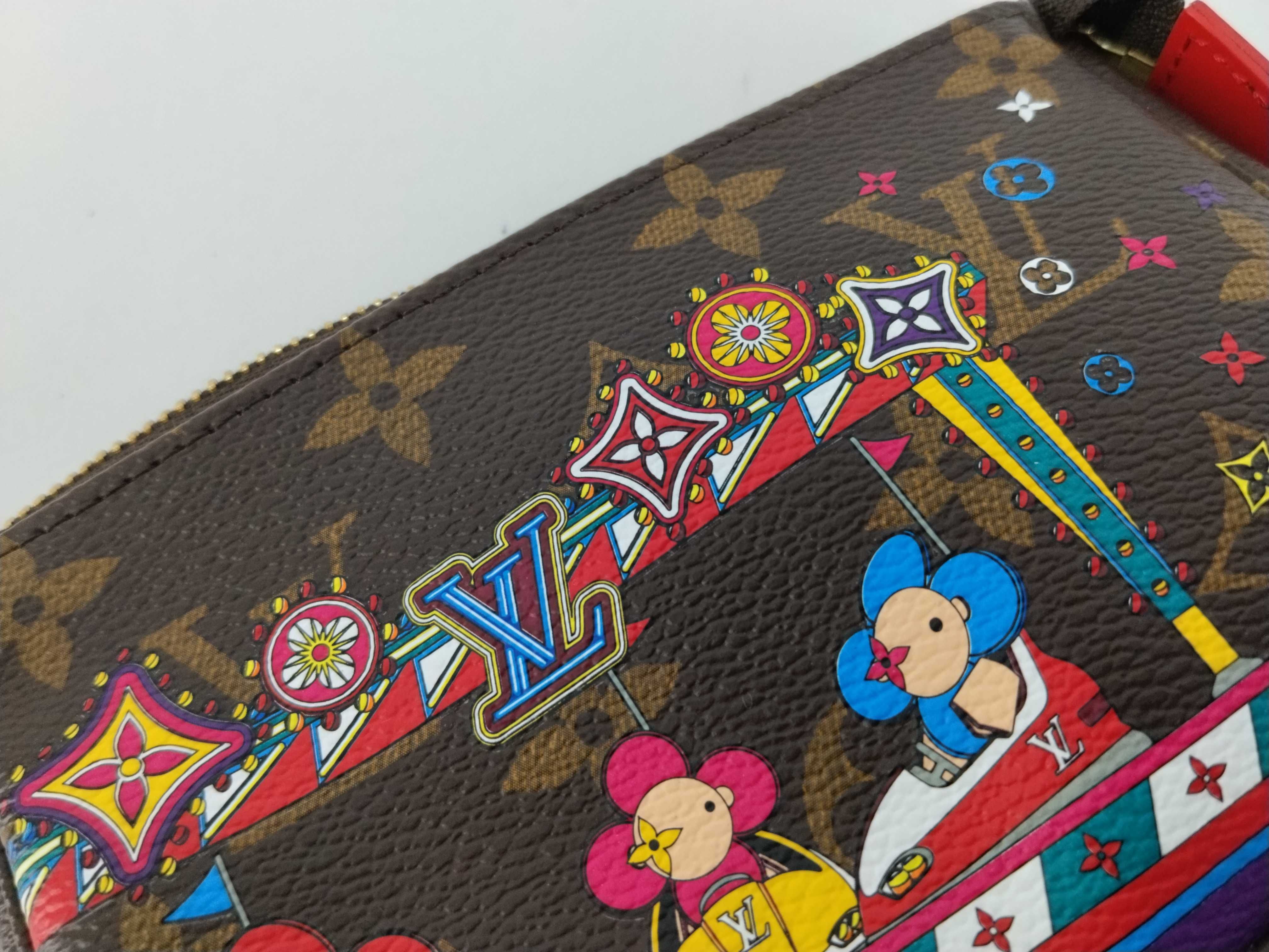 Monogram Louis Vuitton Monogram Mini Pouch — view 12