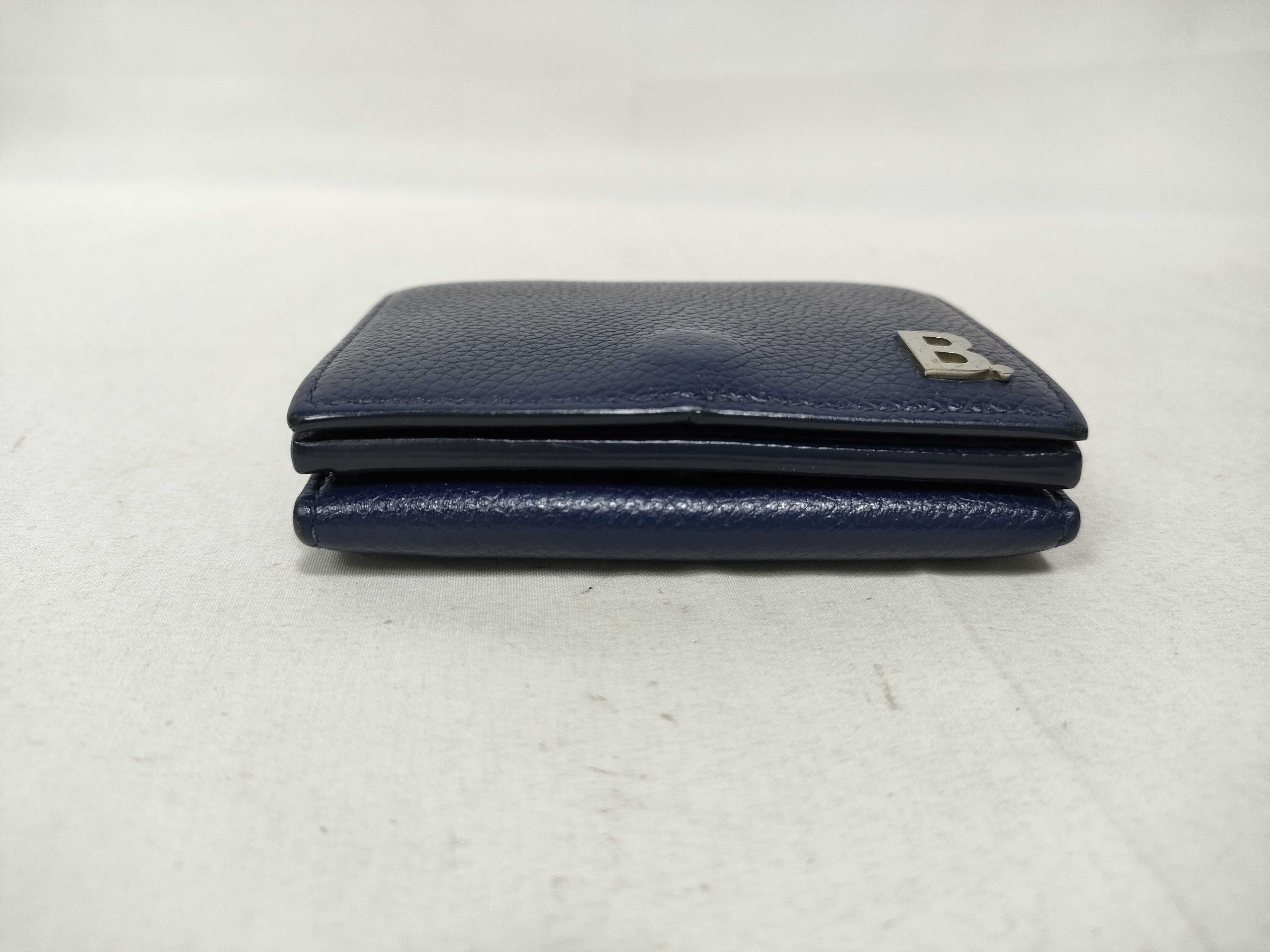 trifold wallet — view 6