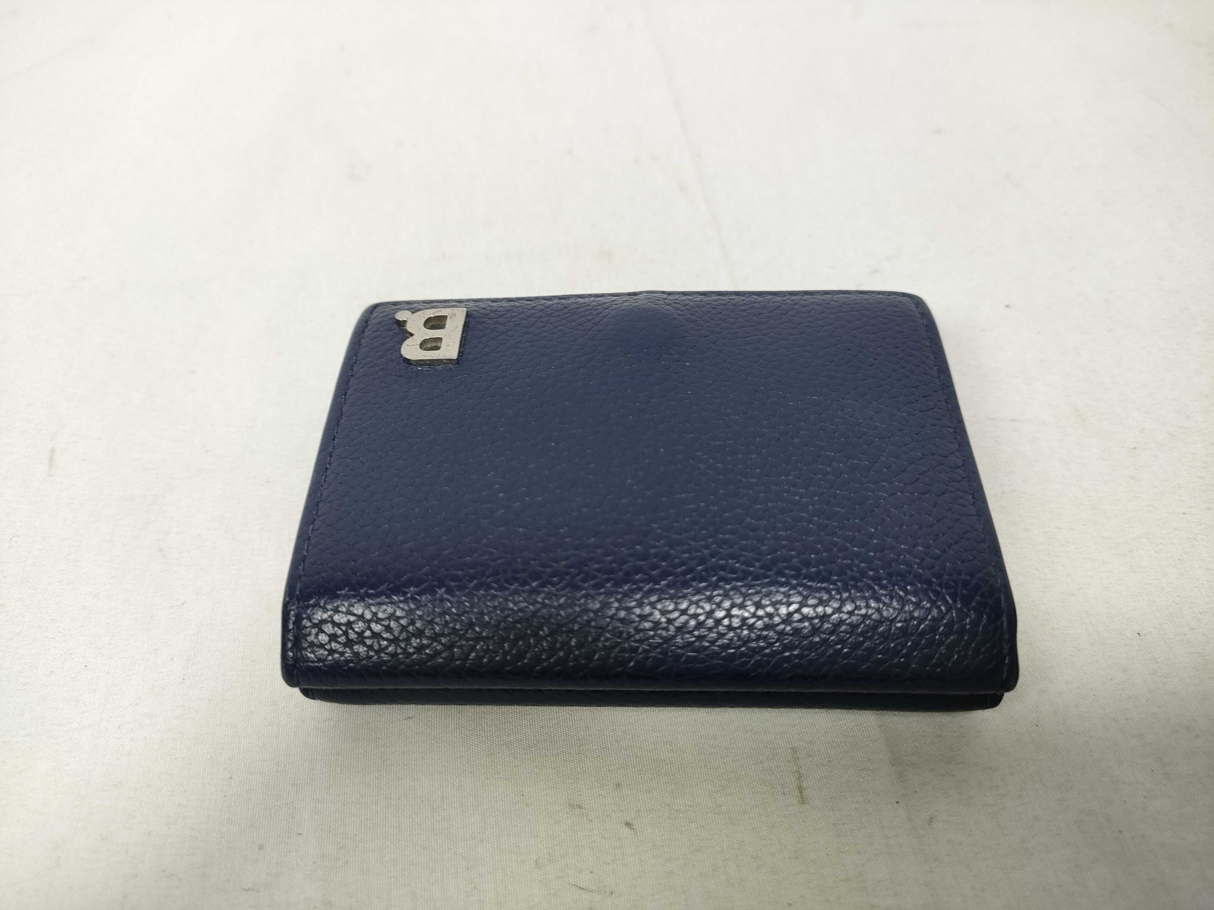 trifold wallet — view 8