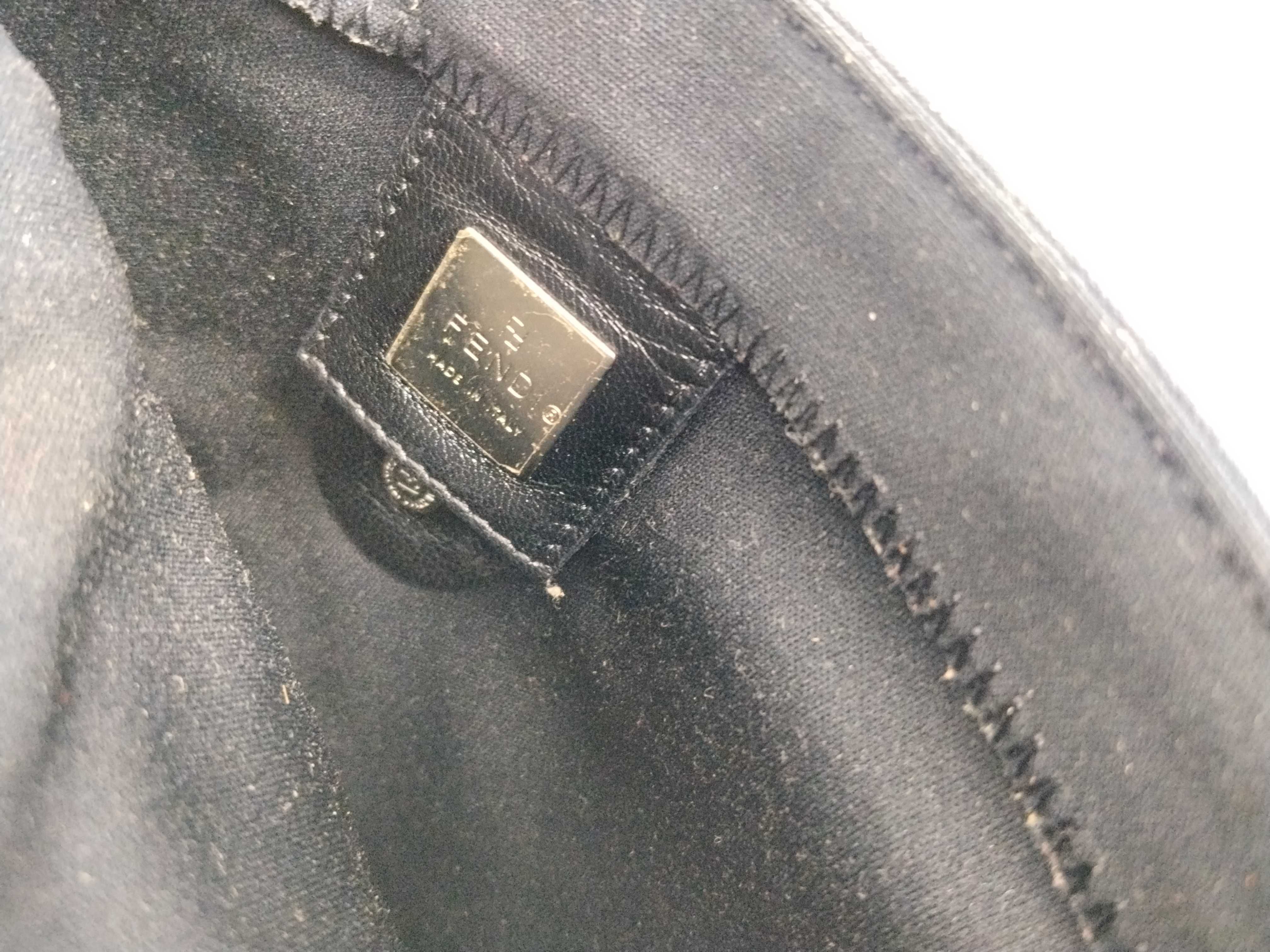 handbag — view 11