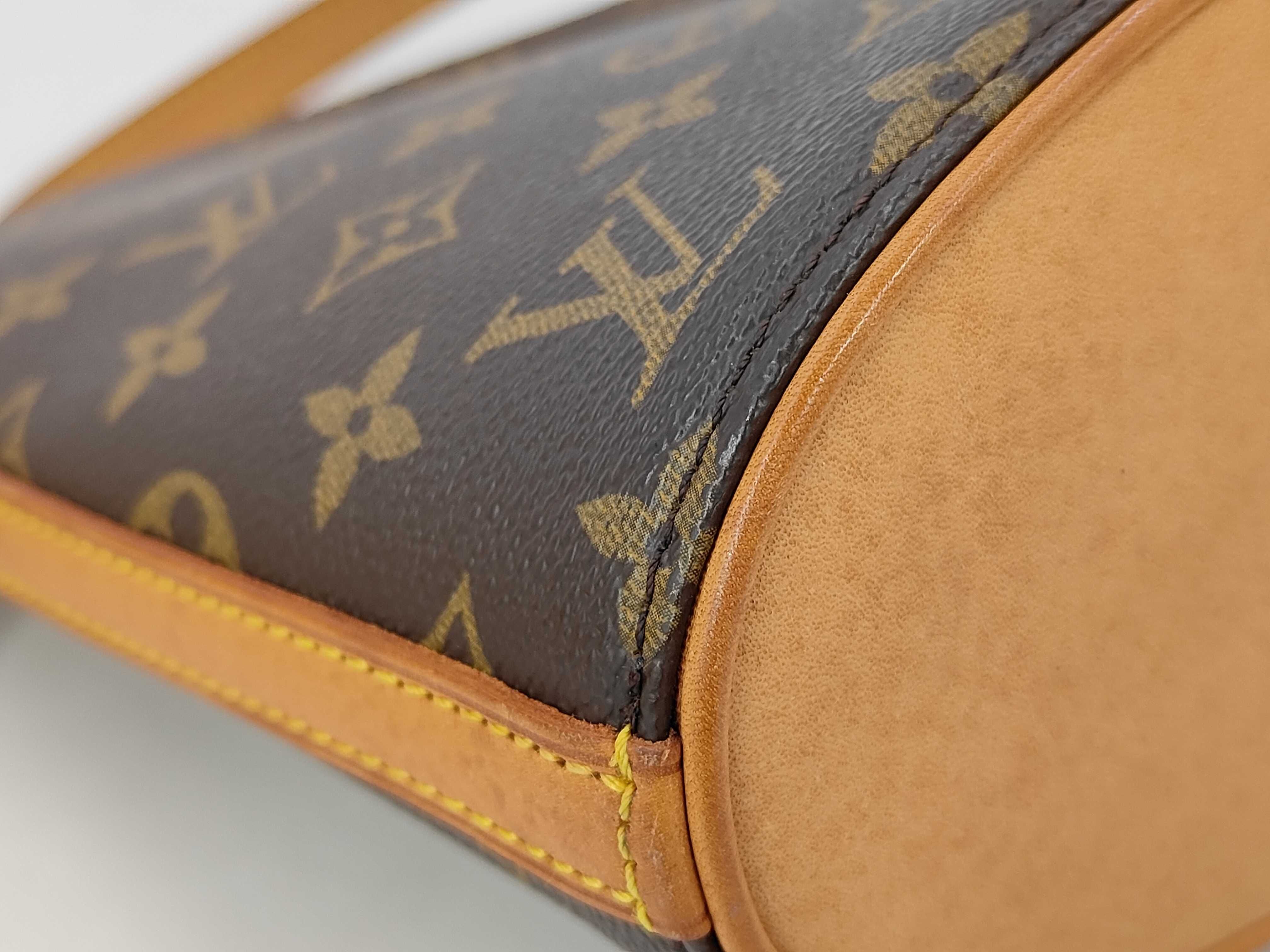 Monogram — view 6