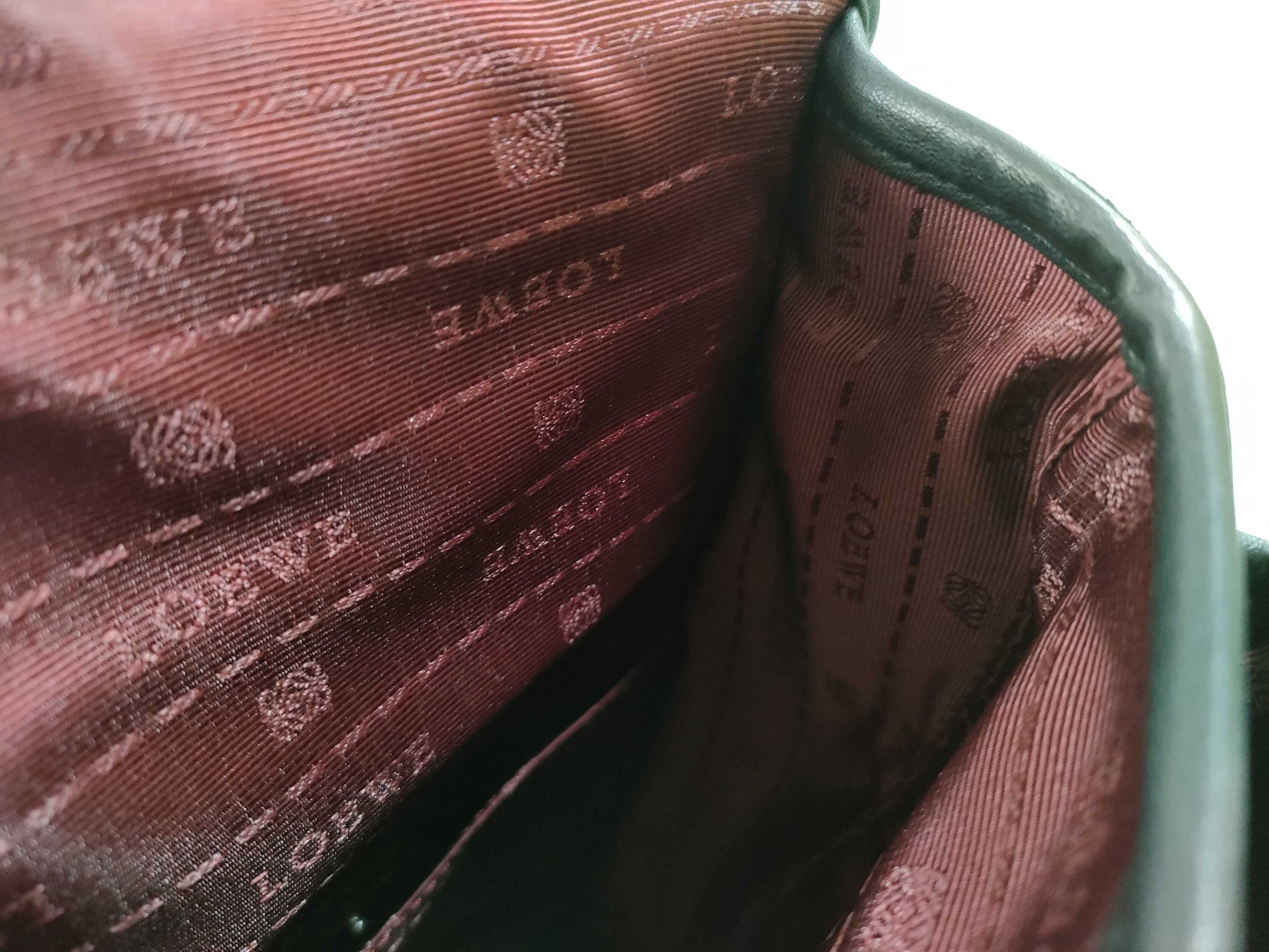 Anagram Leather Shoulder Bag — view 10