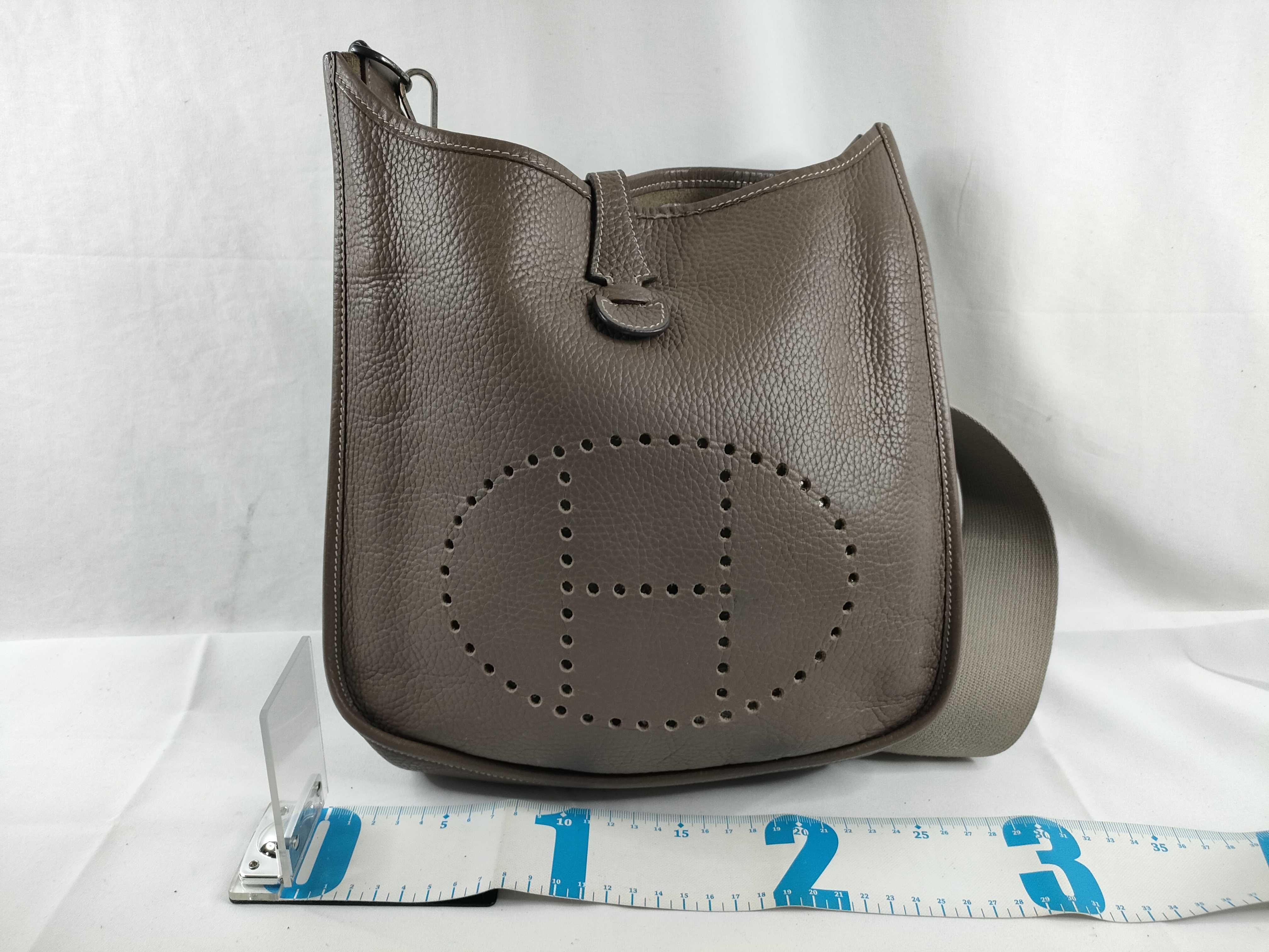 Evelyne Hermes Evelyne 2 PM Taurillon Leather Brown Shoulder Bag — view 2