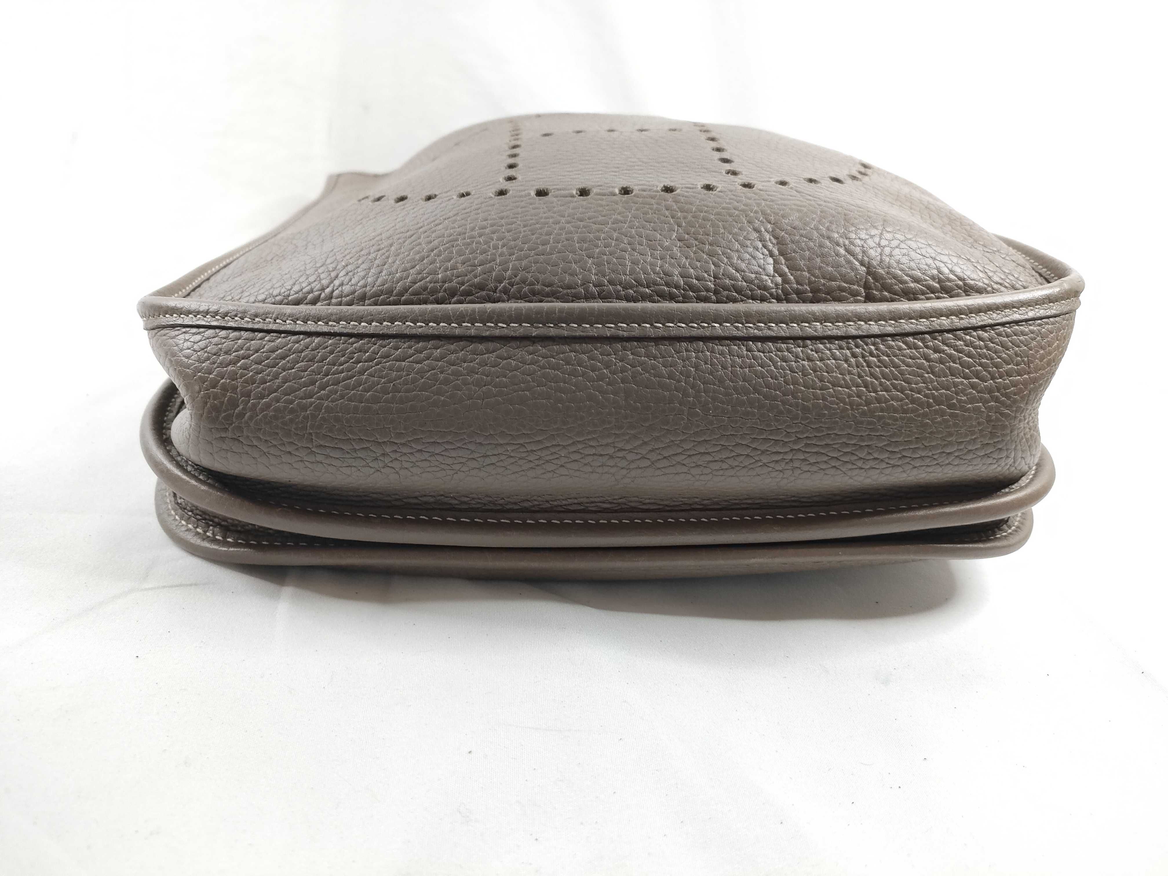 Evelyne Hermes Evelyne 2 PM Taurillon Leather Brown Shoulder Bag — view 4