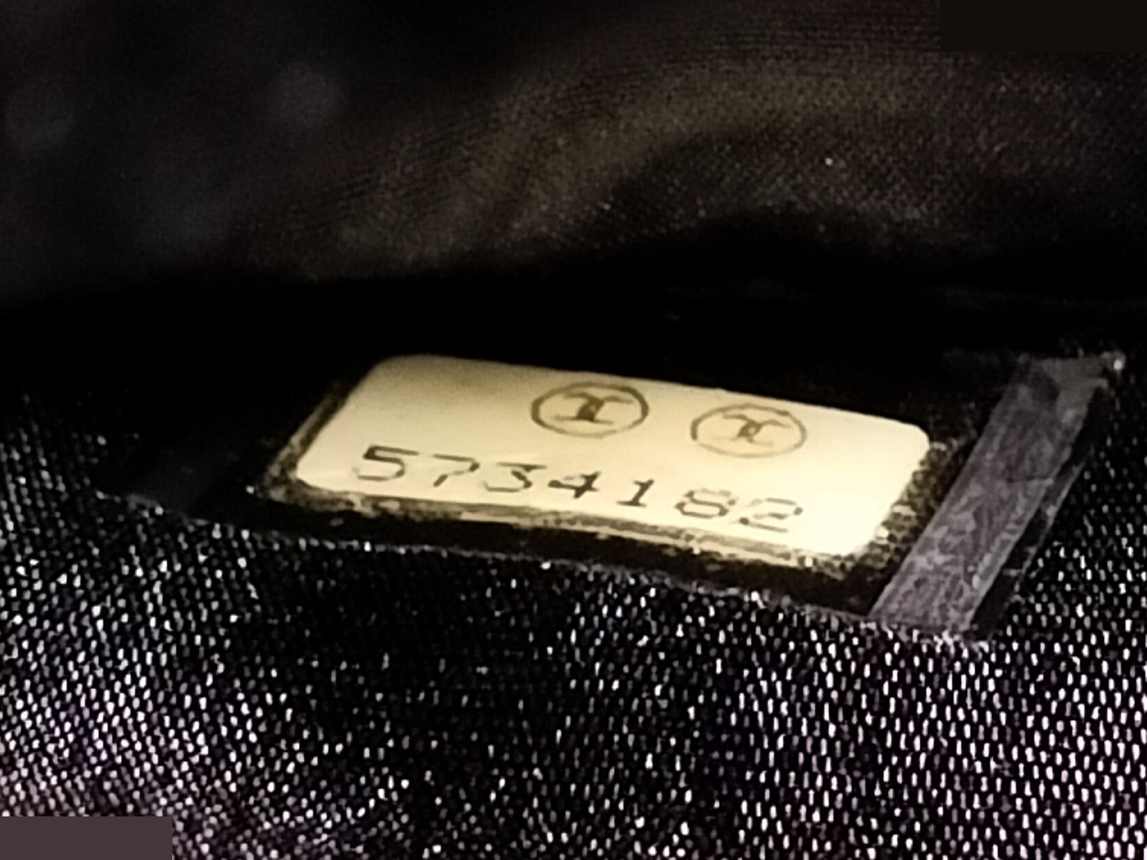 Coco Caviar Skin Long Wallet — view 2