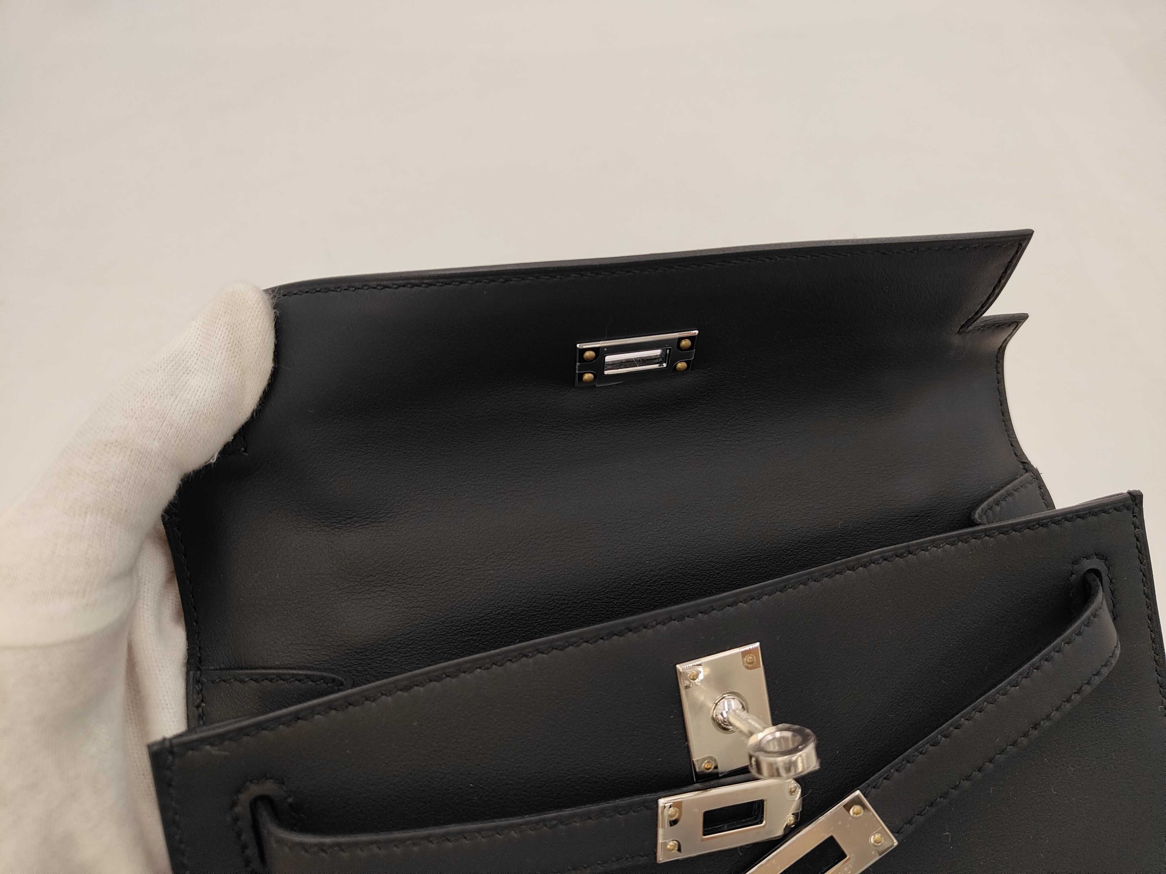 Pochette Kelly, Black Swift Leather, Silver Hardware, G Stamp, Handbag — view 8