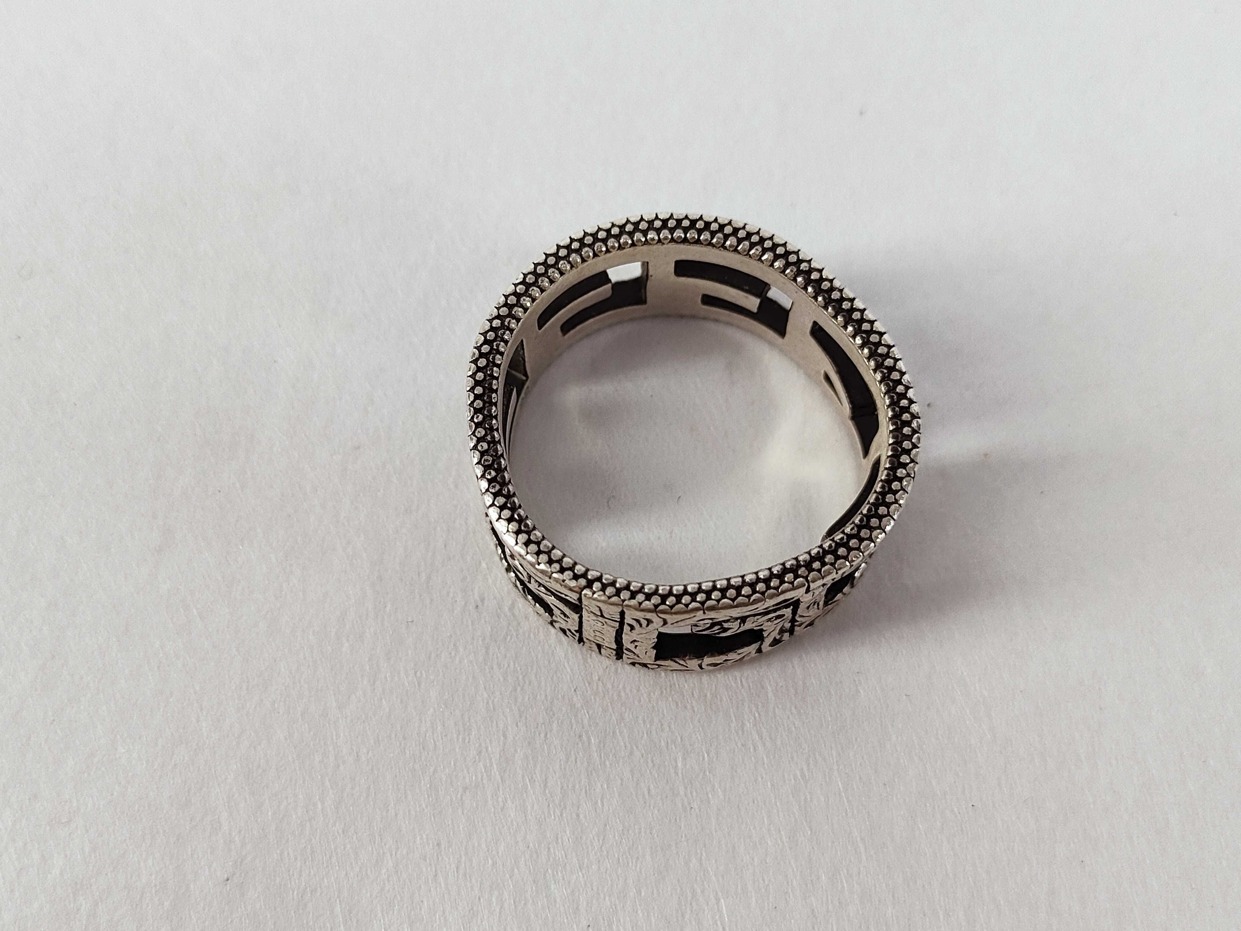 Square Ring — view 4