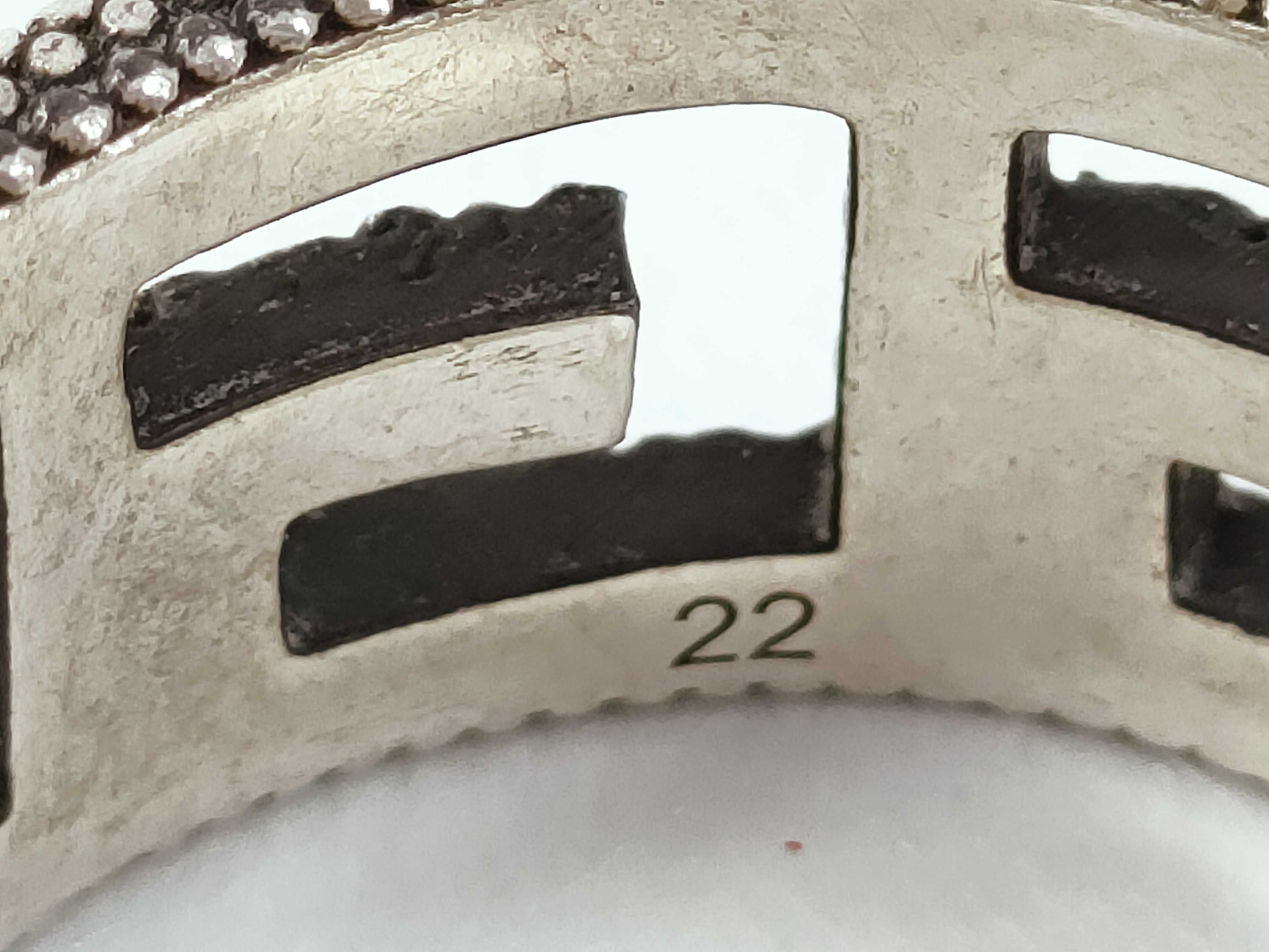 Square Ring — view 7