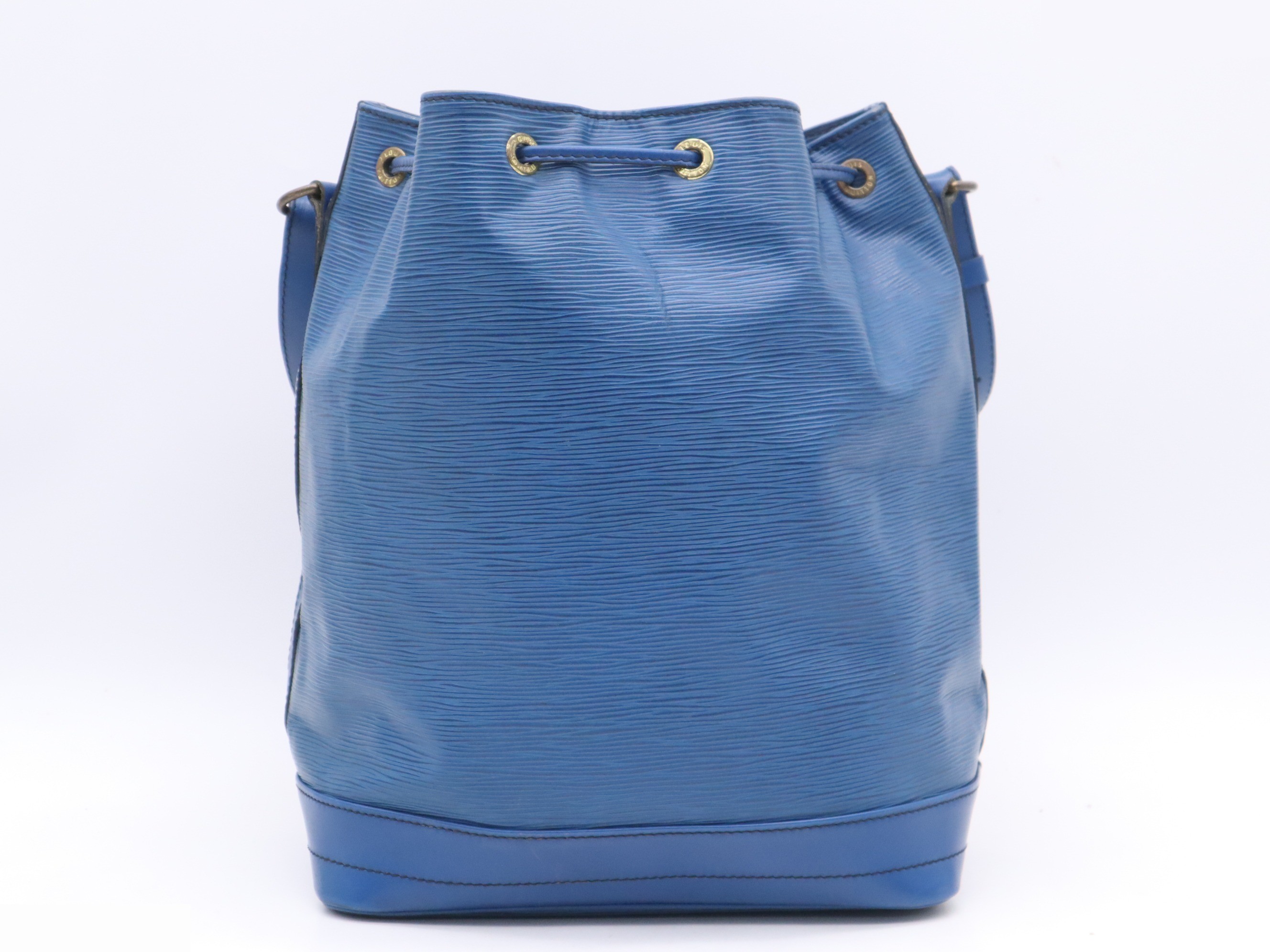 Noé Toledo Blue — view 2