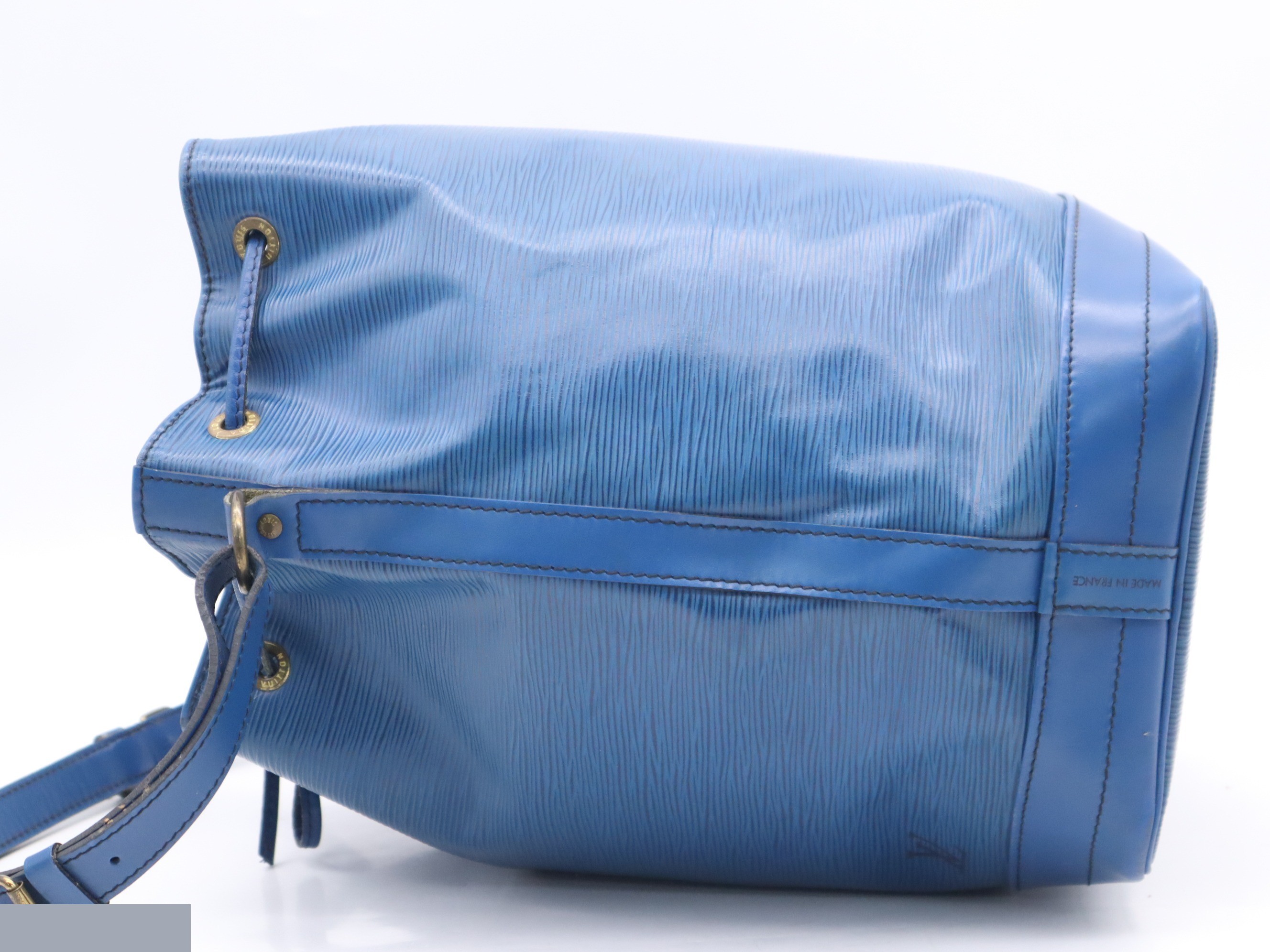 Noé Toledo Blue — view 3