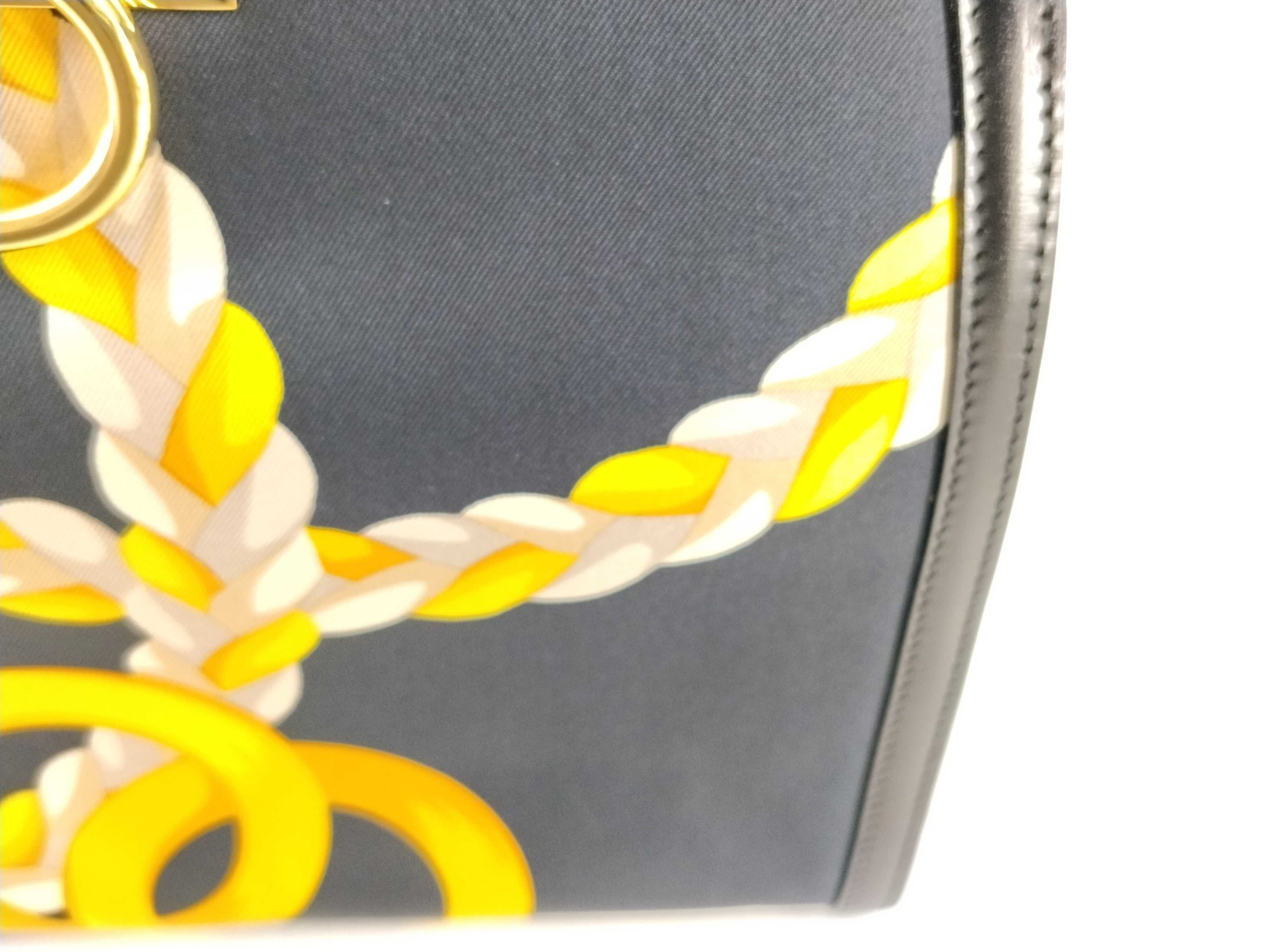 Gancini handbag, scarf pattern, rare handbag — view 15