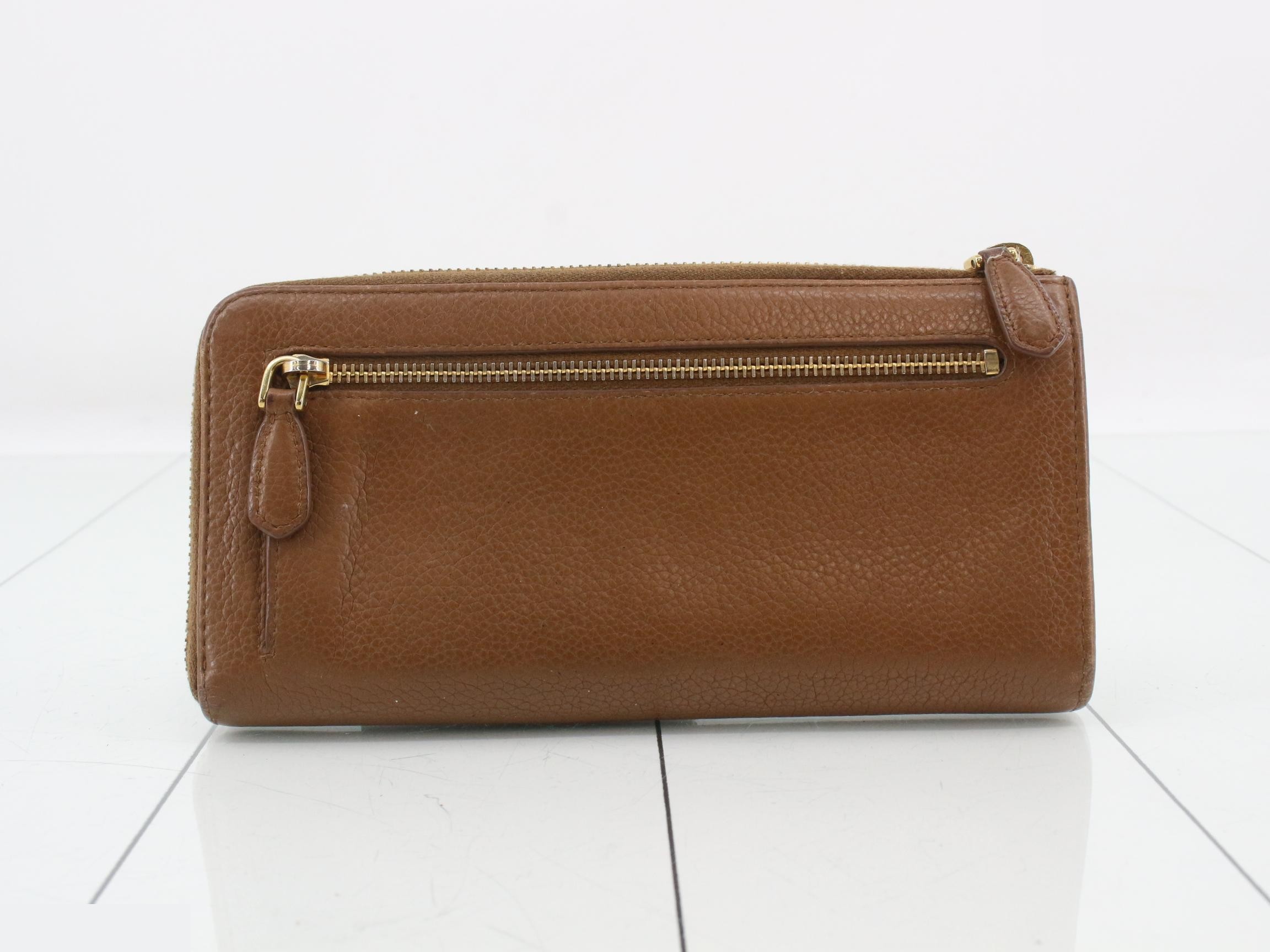 L-shaped long wallet, brown — view 2