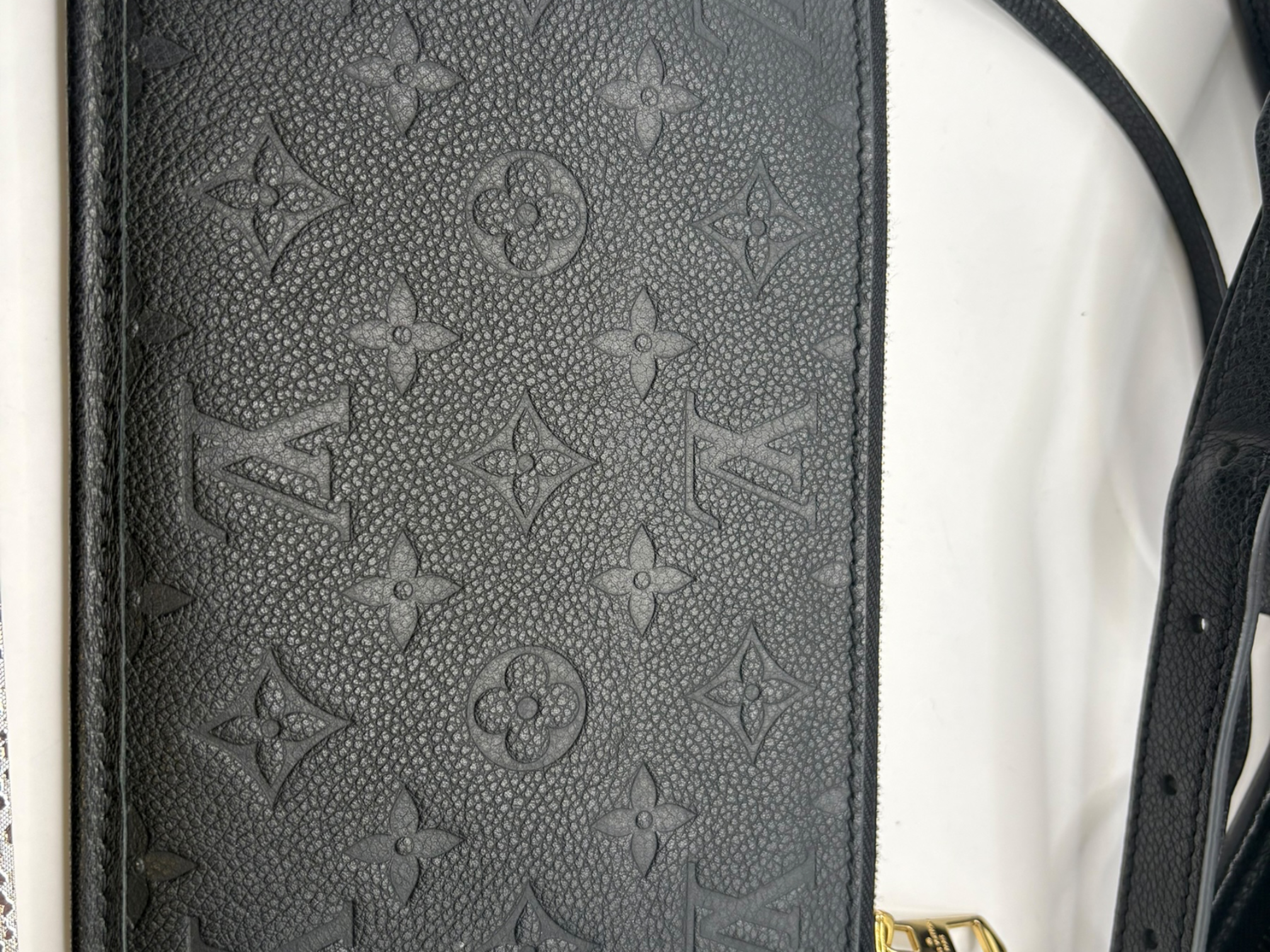 Monogram Empreinte Carryall Zip NM PM M46288 Black (RFID detected) Shoulder Bag — view 13