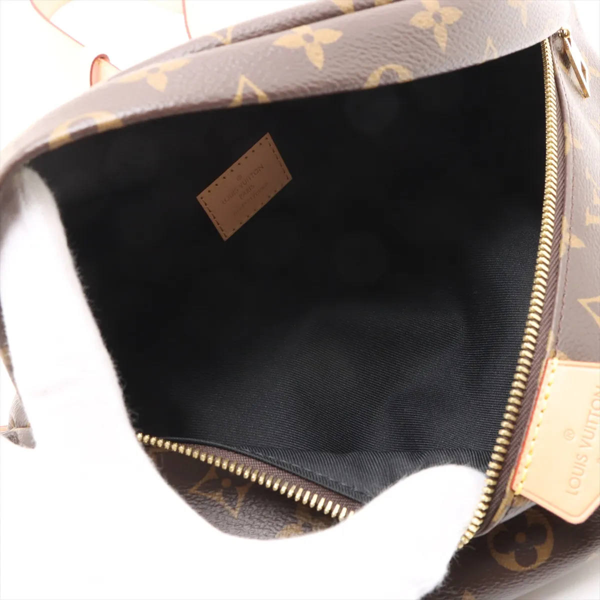 Monogram Bum Bag M43644 MI0270 Brown RFID Reactive — view 6