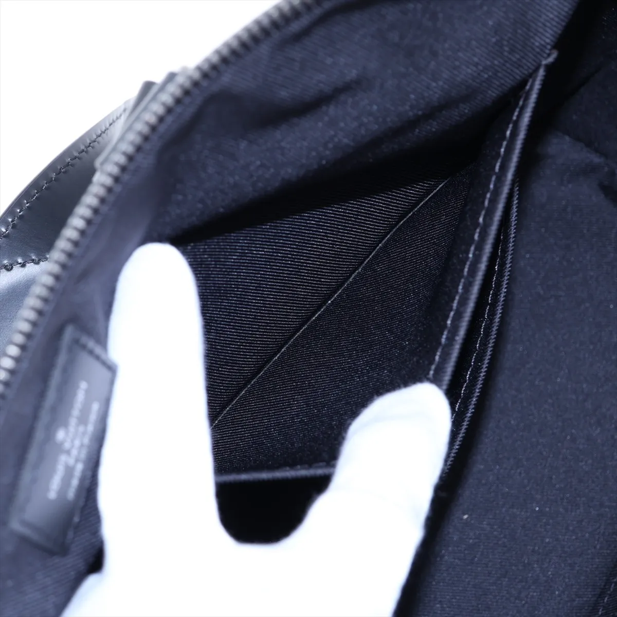 Monogram Eclipse Briefcase Explorer M40566, serial number unknown, black. — view 12