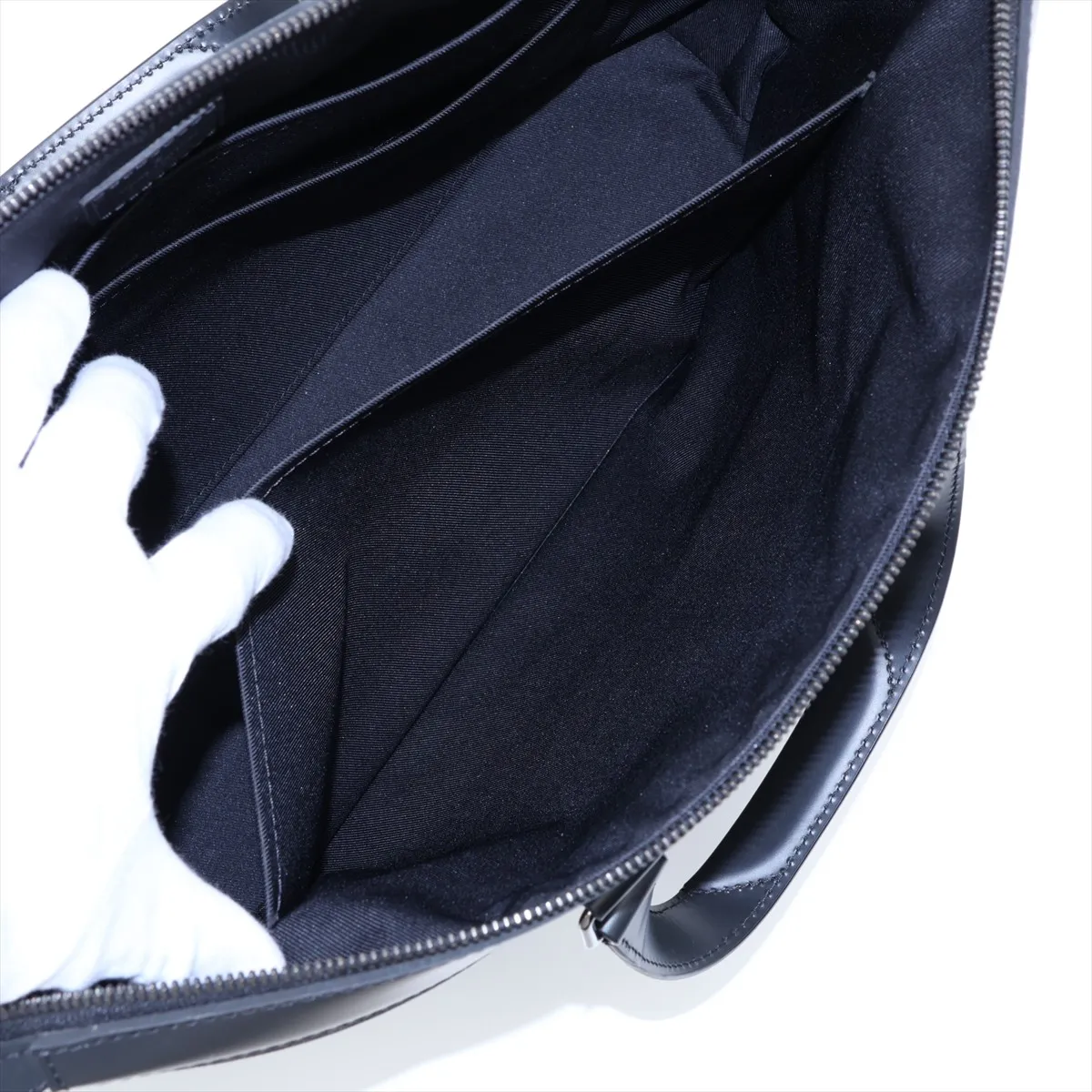 Monogram Eclipse Briefcase Explorer M40566, serial number unknown, black. — view 9