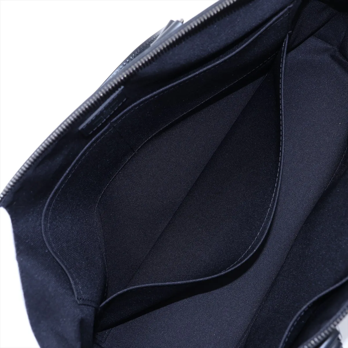 Monogram Eclipse Briefcase Explorer M40566, serial number unknown, black. — view 10