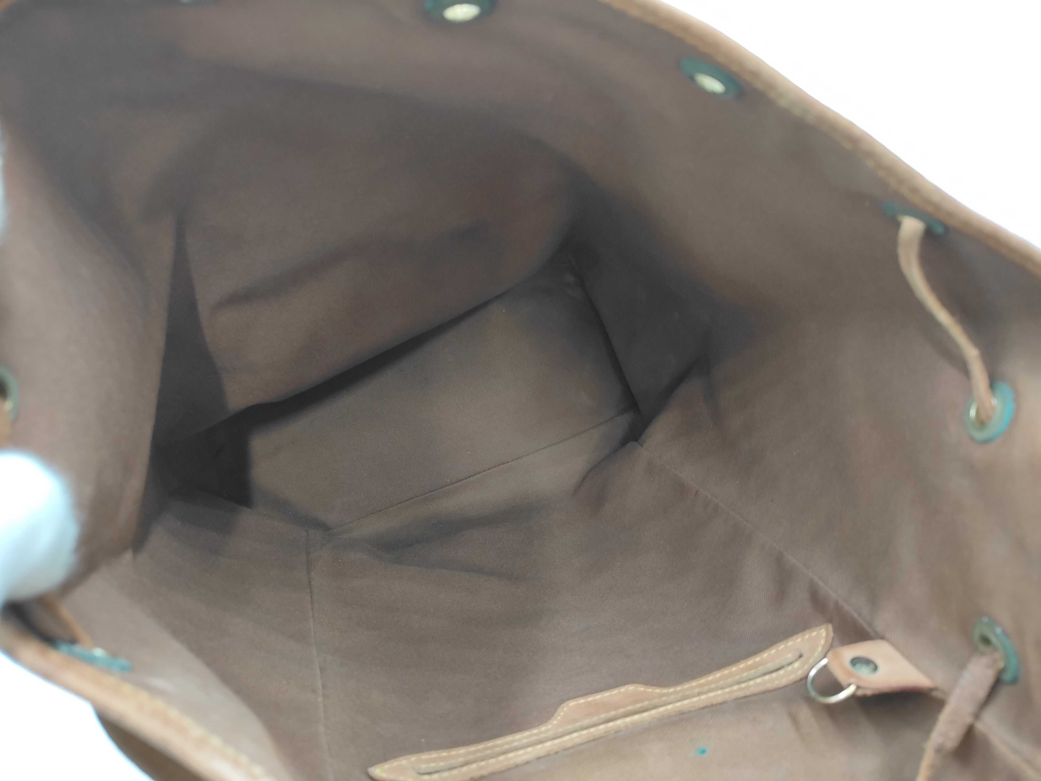 Monogram Louis Vuitton Monogram Montsouris MI1915 Backpack — view 10