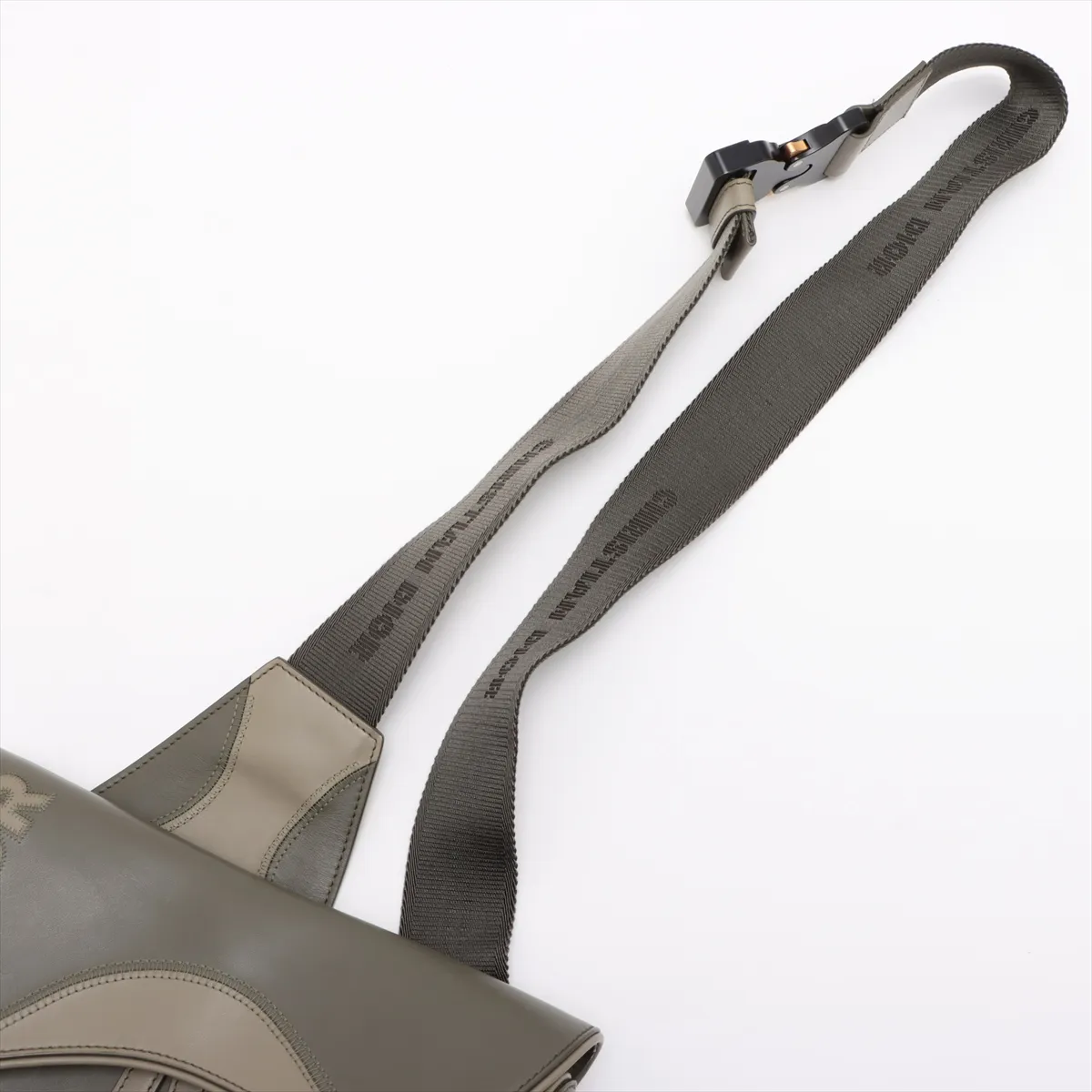 Saddle Leather Body Bag Khaki — view 6