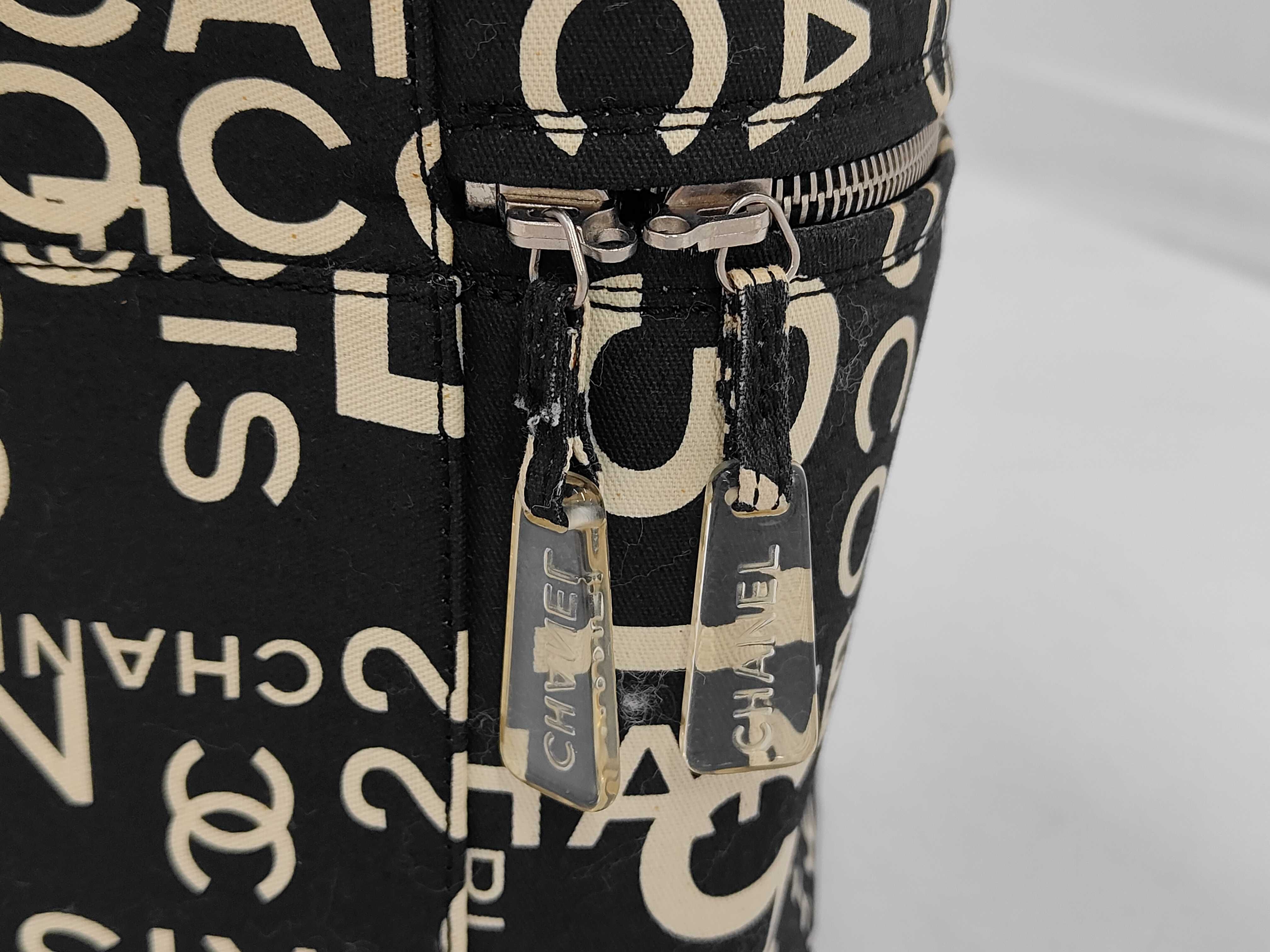 Shoulder bag — view 9