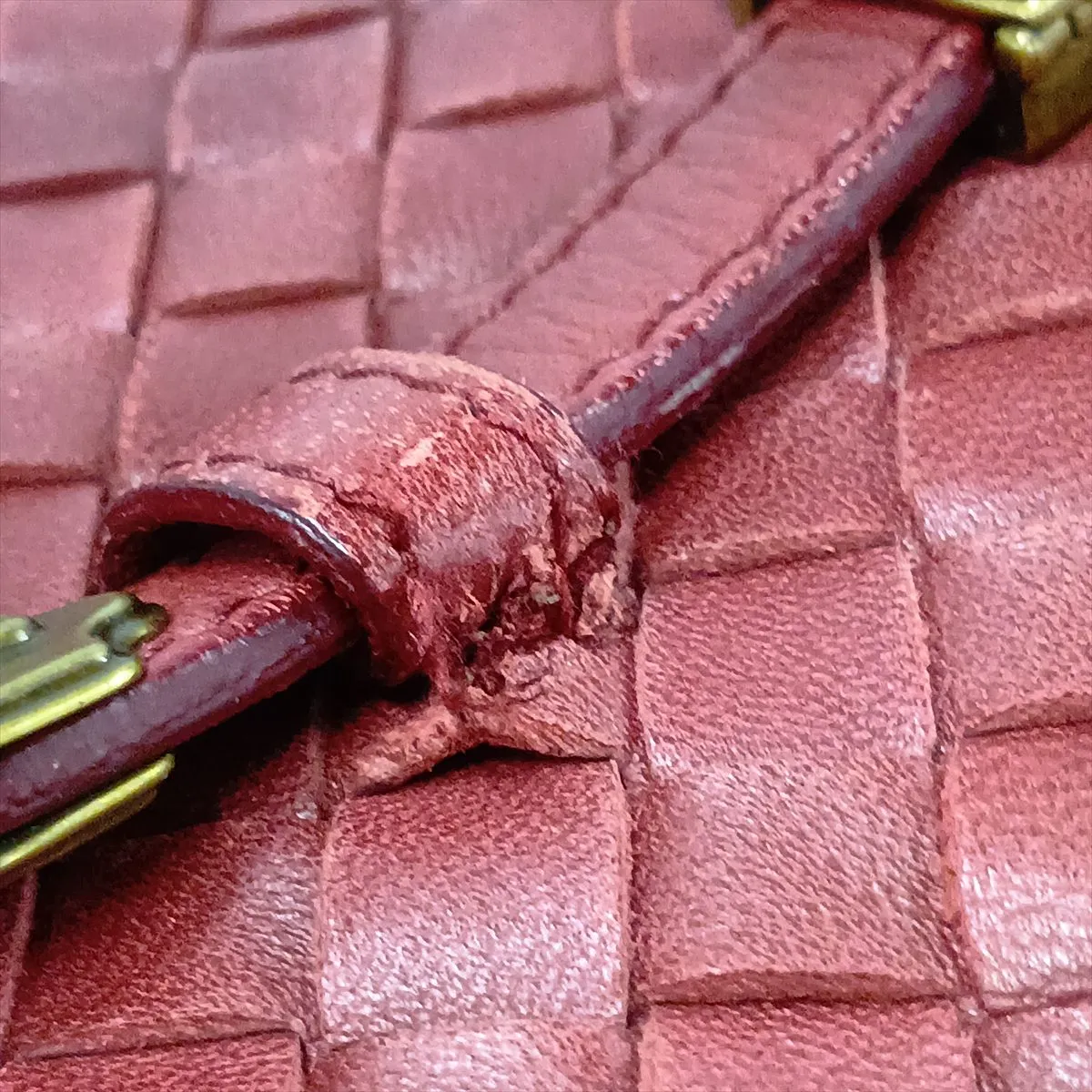 Intrecciato Leather Shoulder Bag, Red, 162937 — view 11