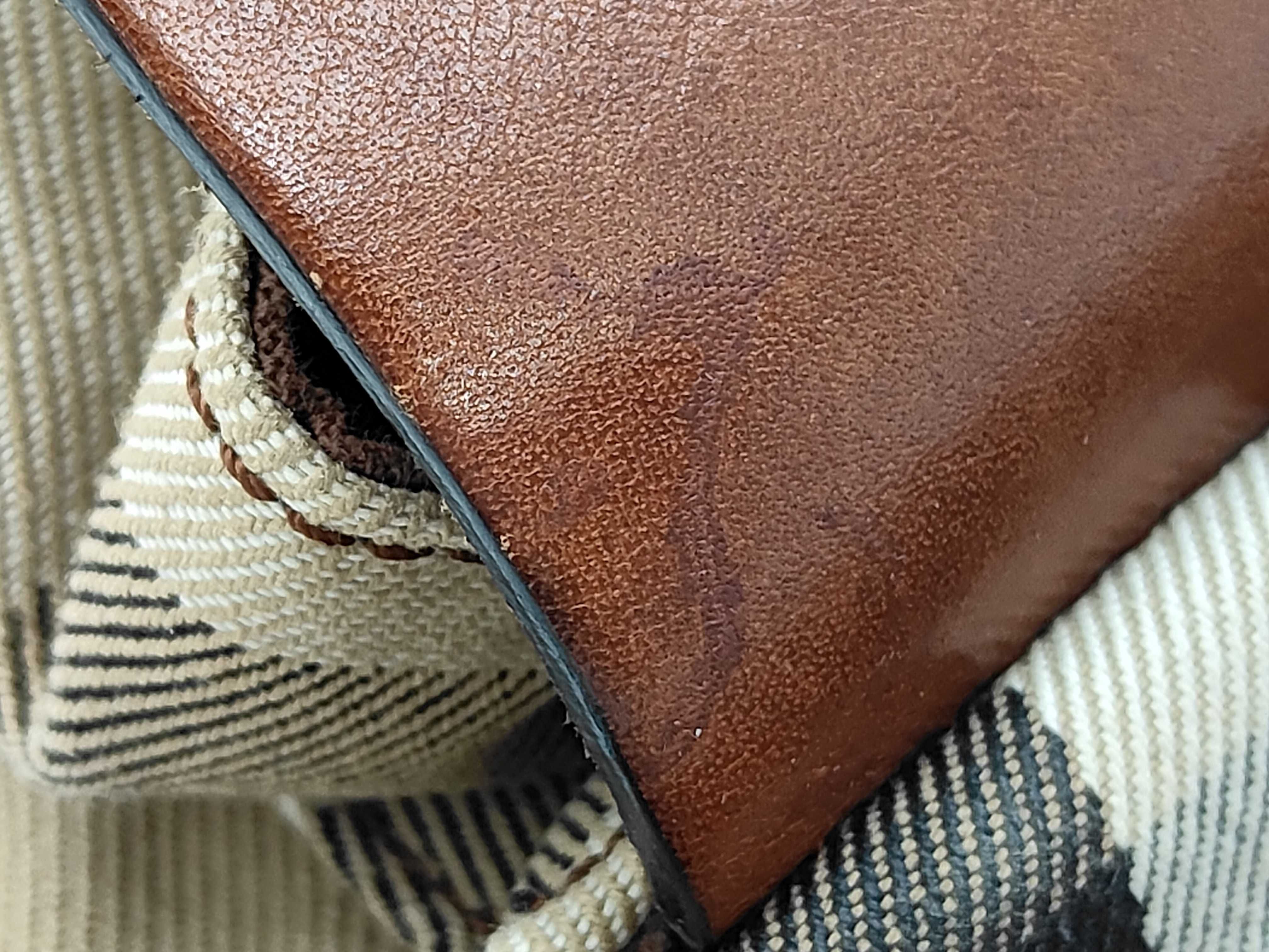 Check Pattern One-Shoulder Bag Brown Canvas Shoulder Bag — view 9
