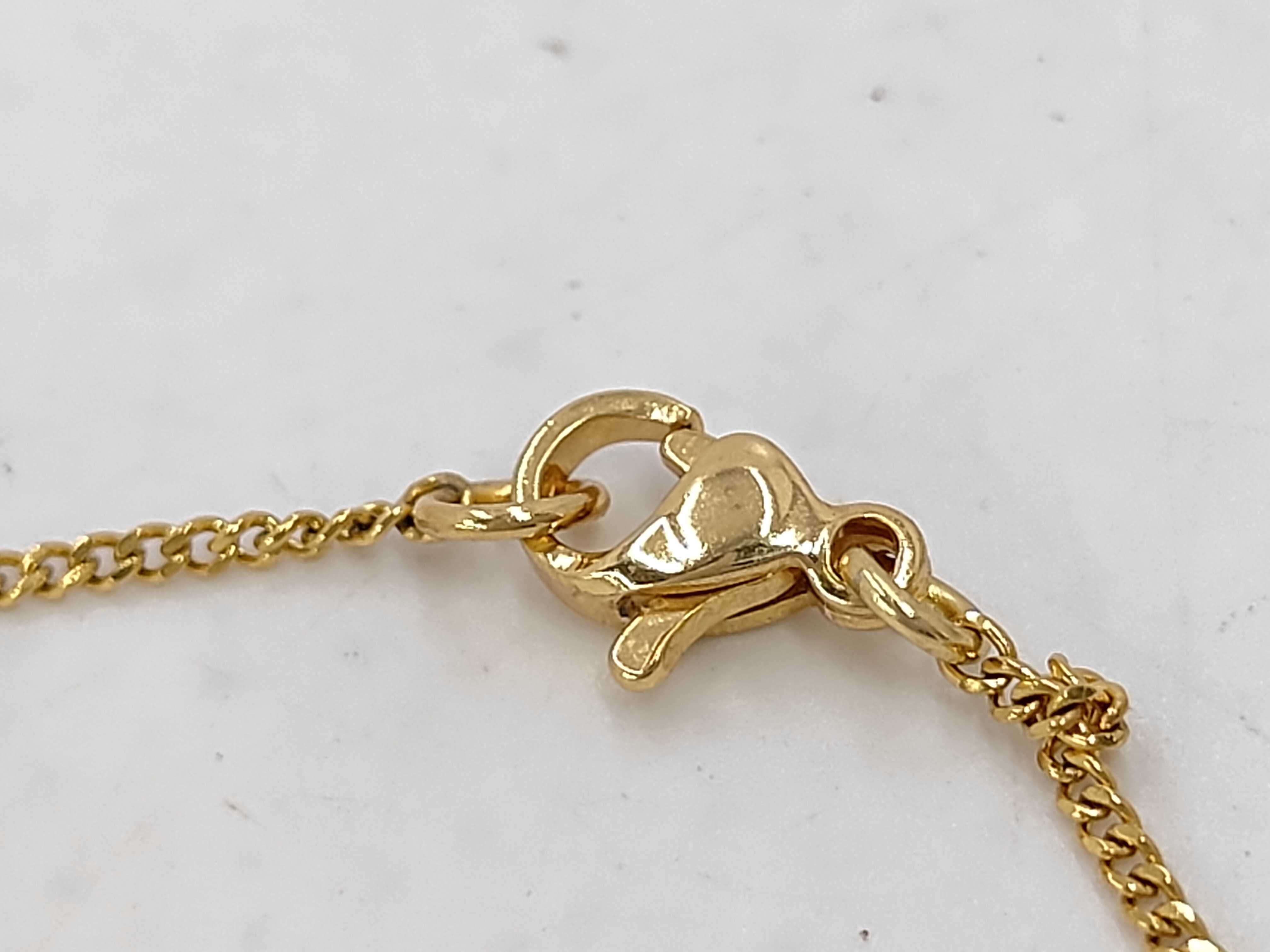 Coco Mark White 10P Necklace — view 4