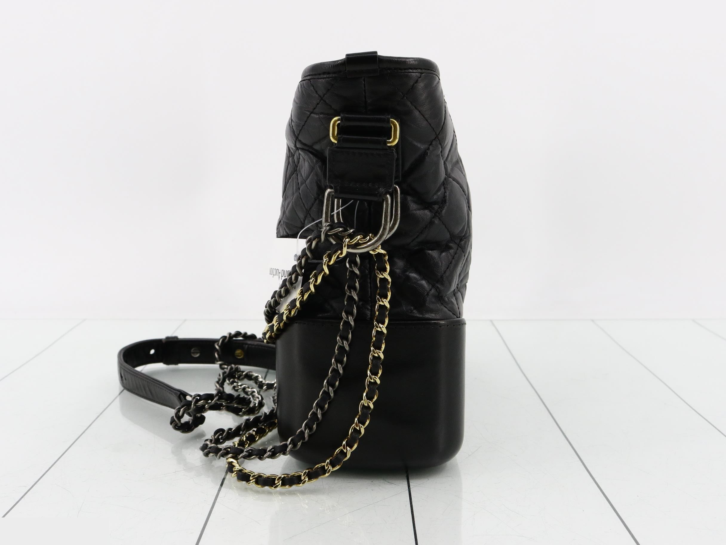Vintage calfskin chain shoulder bag — view 3