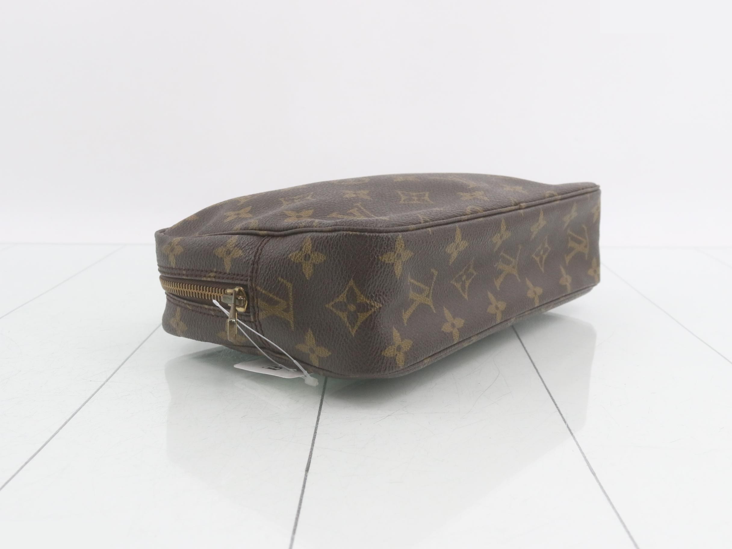 M47524 Monogram Trousse Toilette 23 Pouch — view 5