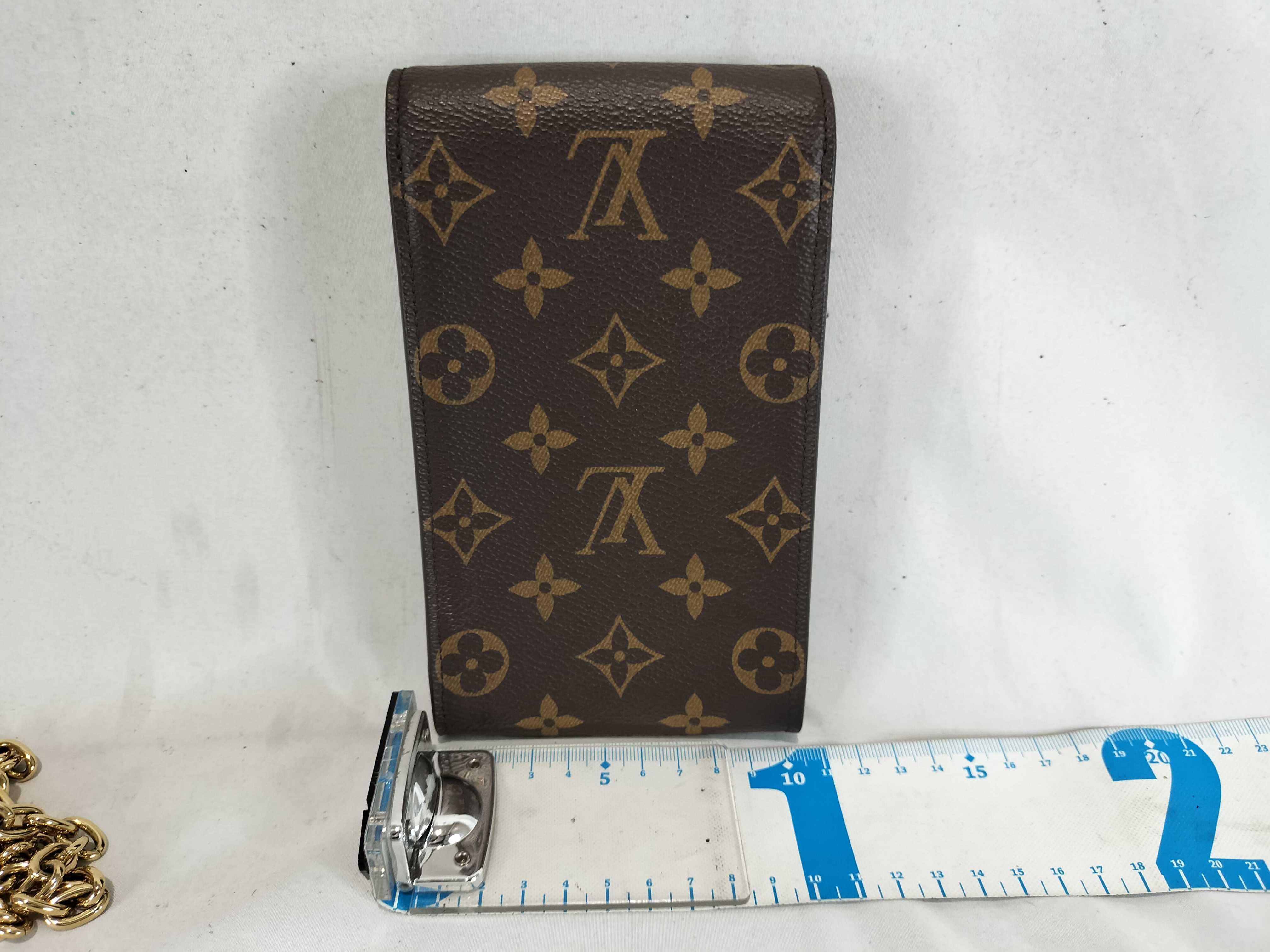 Monogram Louis Vuitton Monogram Phone Pouch Metis Shoulder Bag — view 3