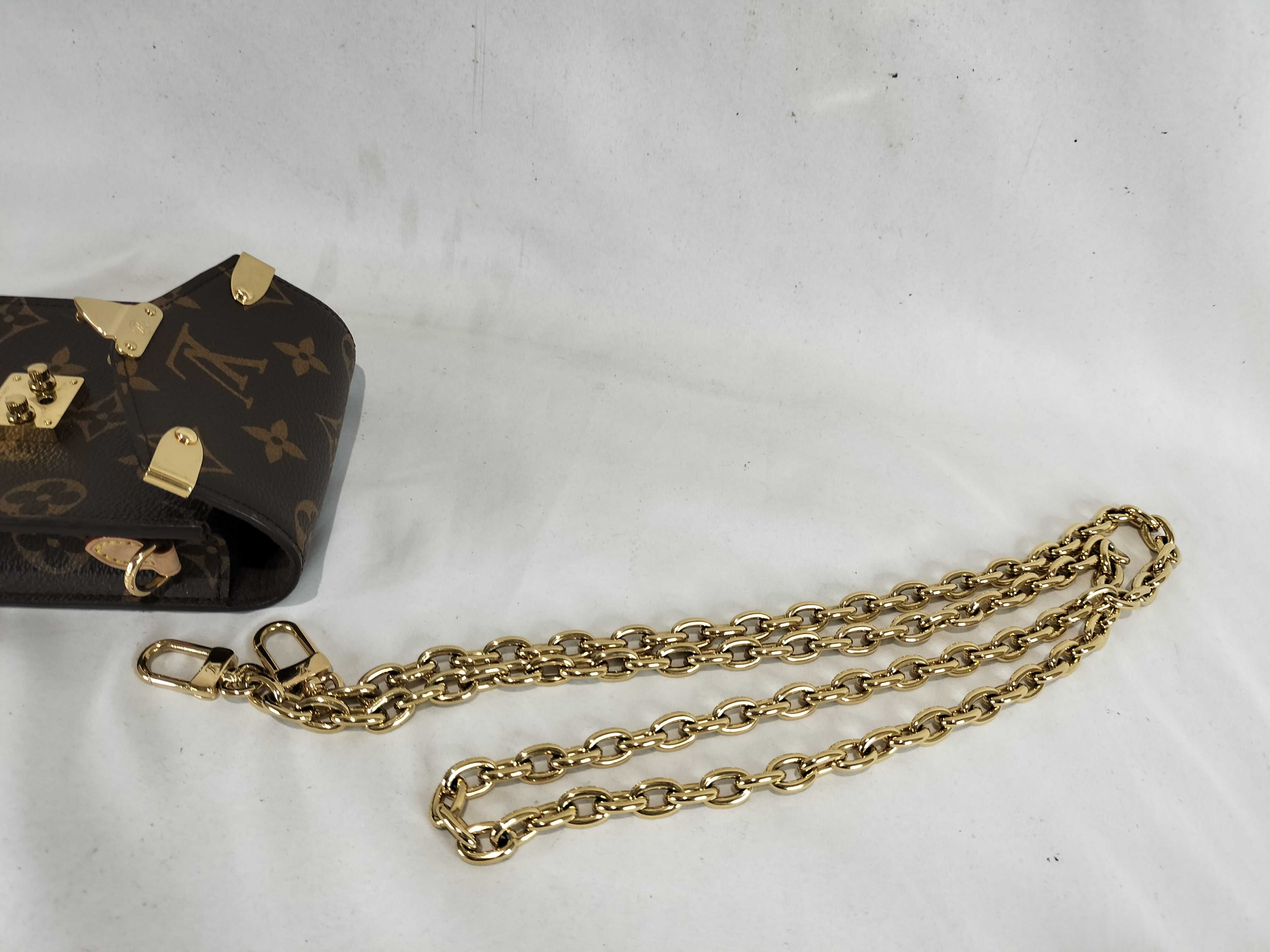 Monogram Louis Vuitton Monogram Phone Pouch Metis Shoulder Bag — view 4